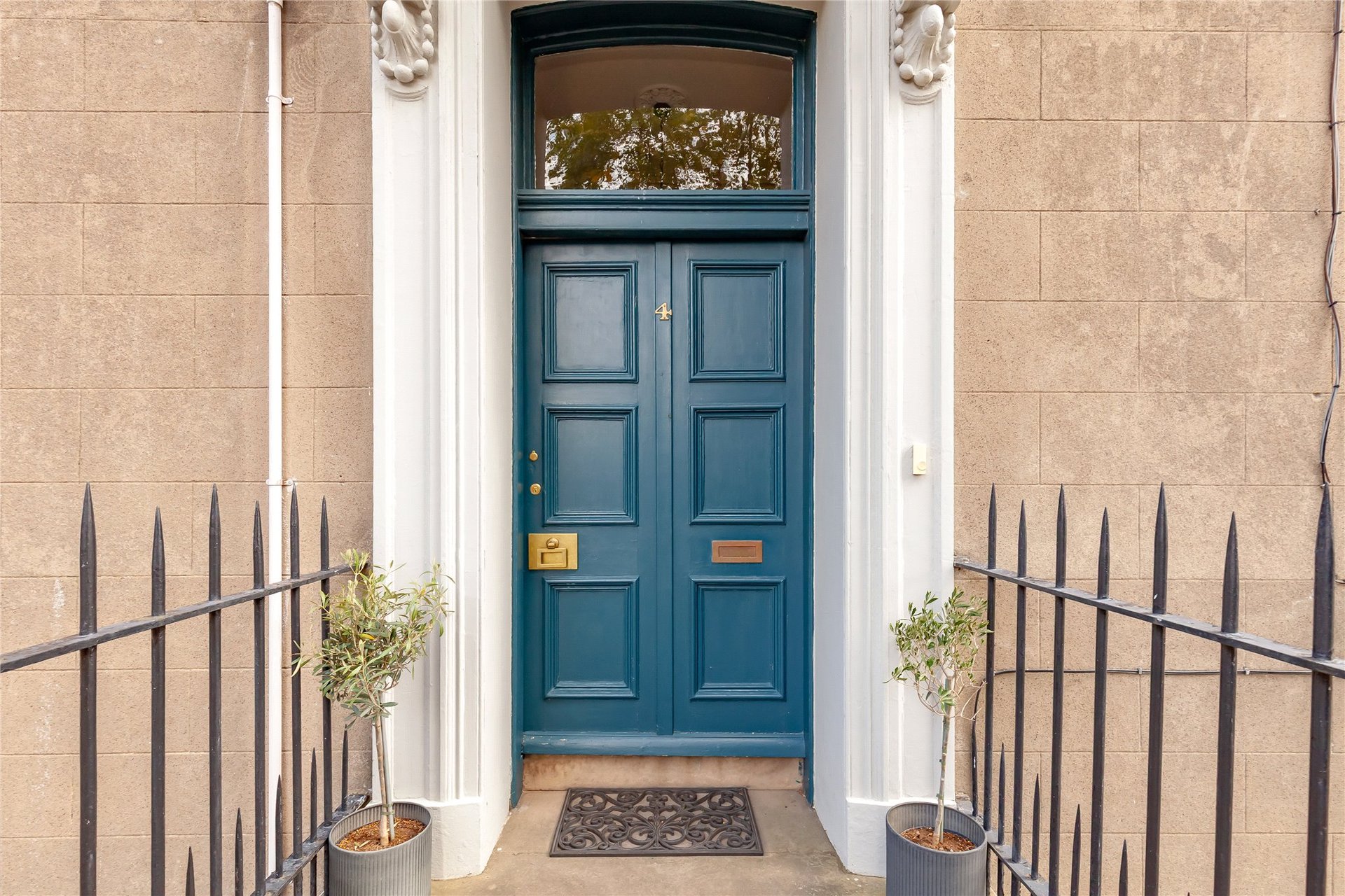 4 St. Catherines Gardens, Corstorphine, Edinburgh, EH12 7AZ - Picture #2