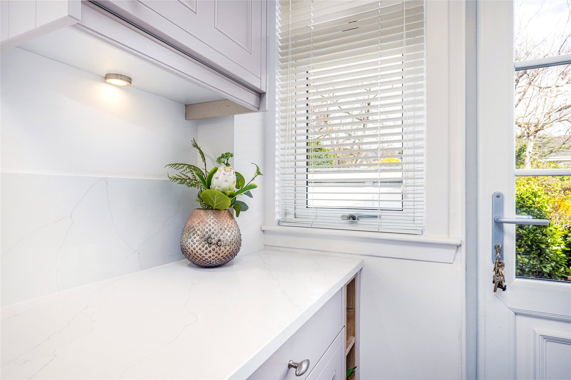 105 Stockiemuir Avenue, Bearsden, G61 3LX - Picture #15