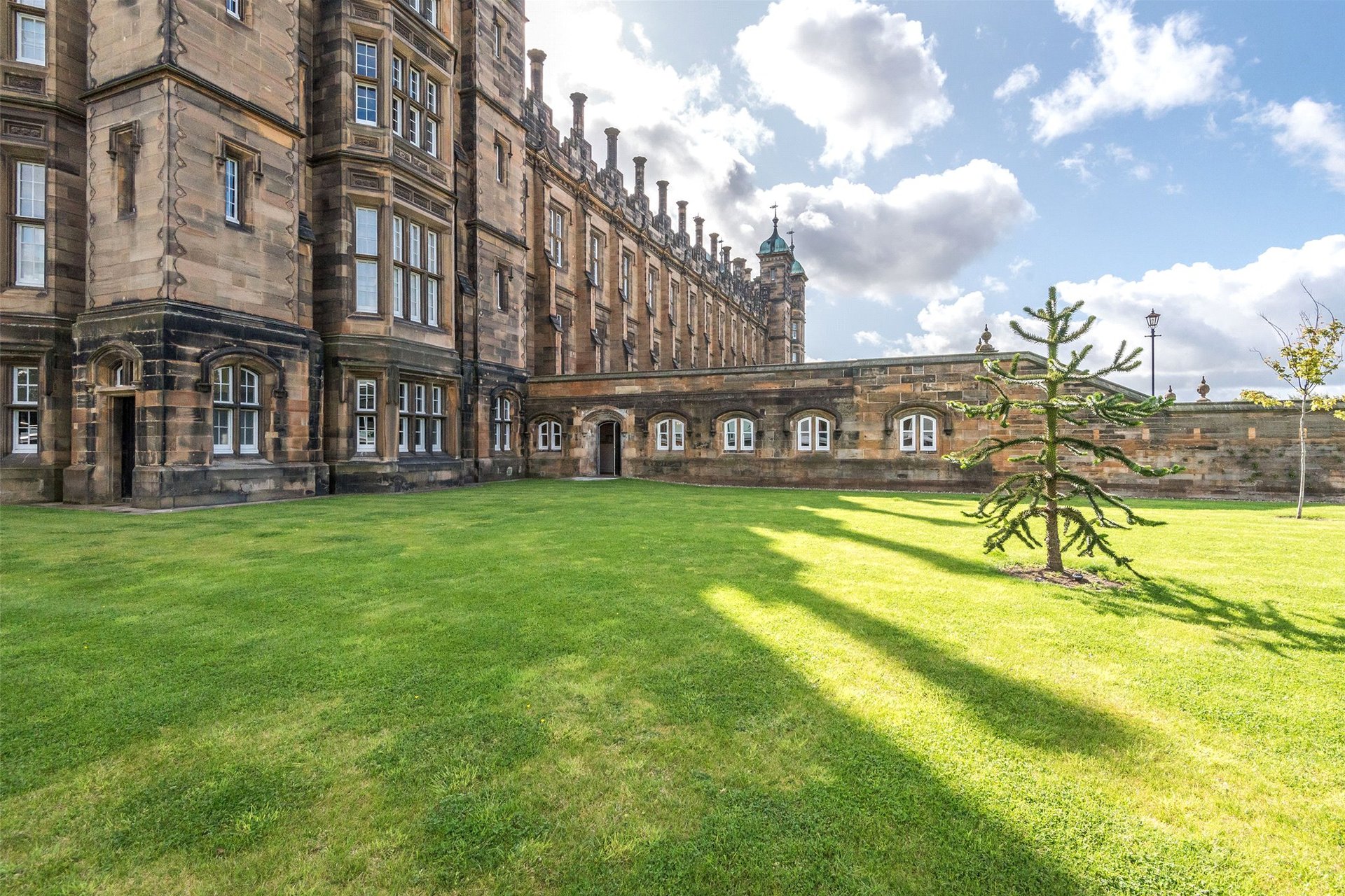 Flat 17, 1 Donaldson Drive, Edinburgh, Midlothian, EH12 5FA - Picture #2
