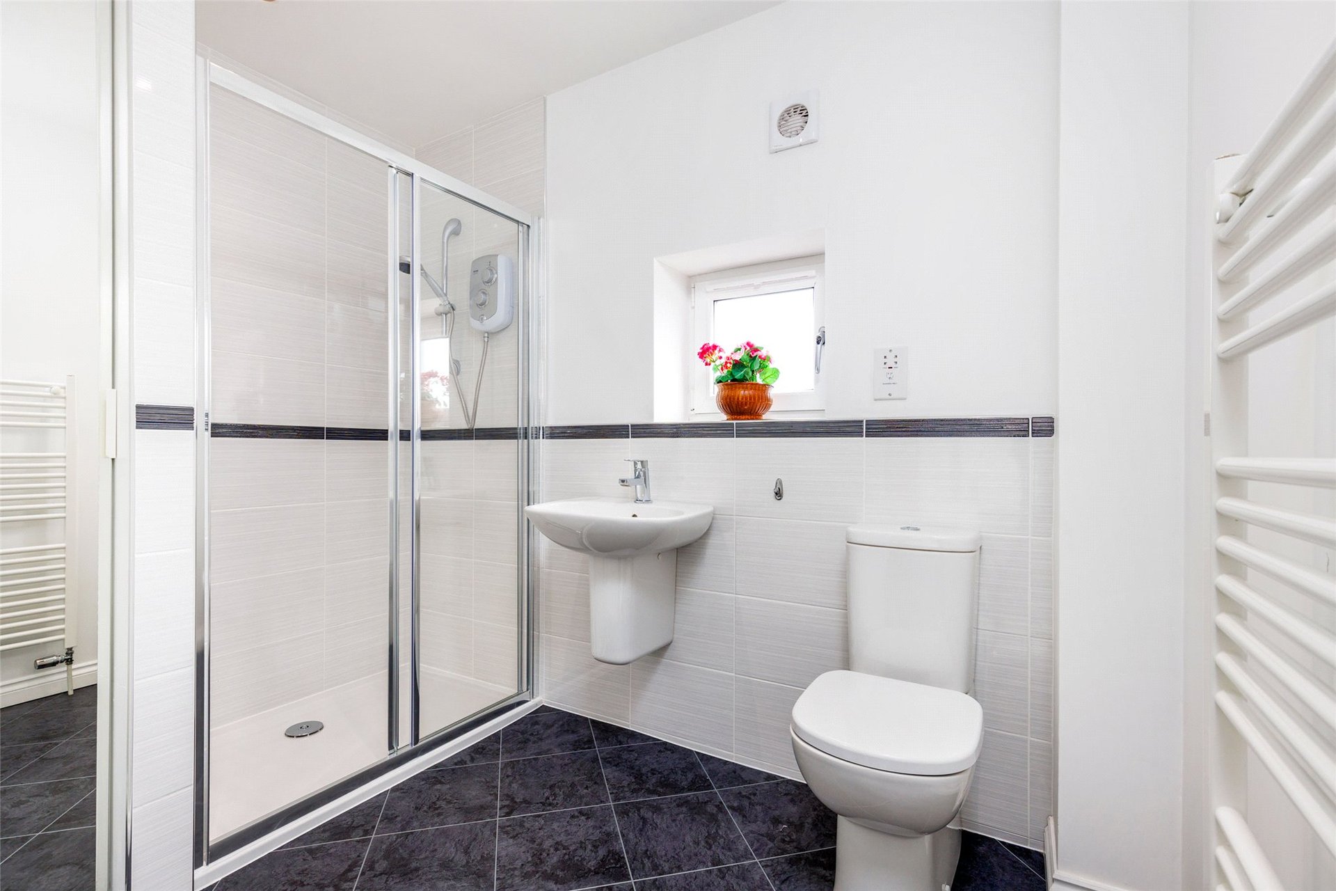 14 Tannoch Drive, Milngavie, G62 8AY - Picture #37