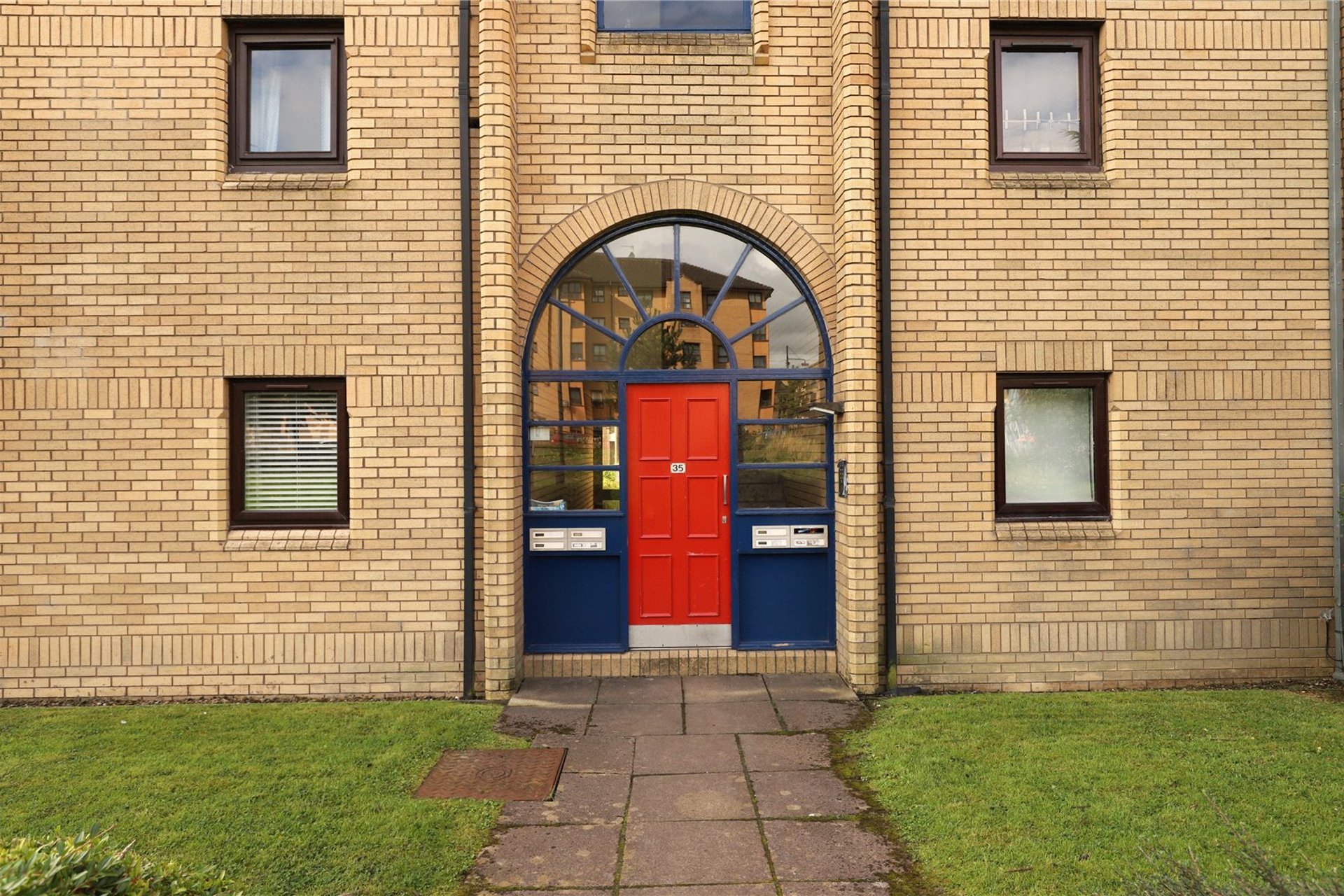 3/2, 35 Overnewton Square, Yorkhill, G3 8RW - Picture #8