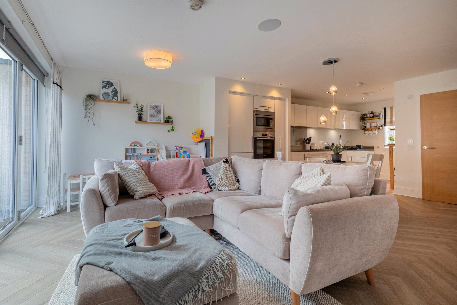 15 Falcon Drive, Newton Mearns, Glasgow, G77 6WL - Picture #6