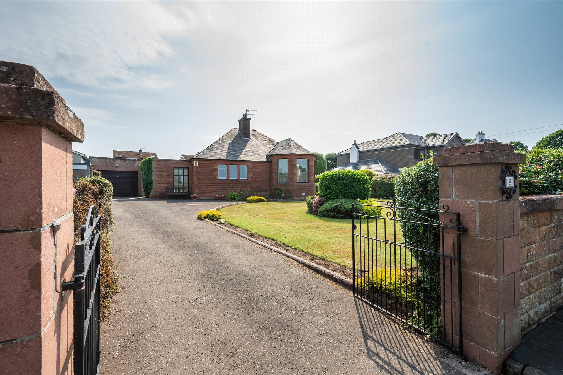 Lynlea, 8 Erskine Road, Gullane, East Lothian, EH31 2DQ - Picture #1