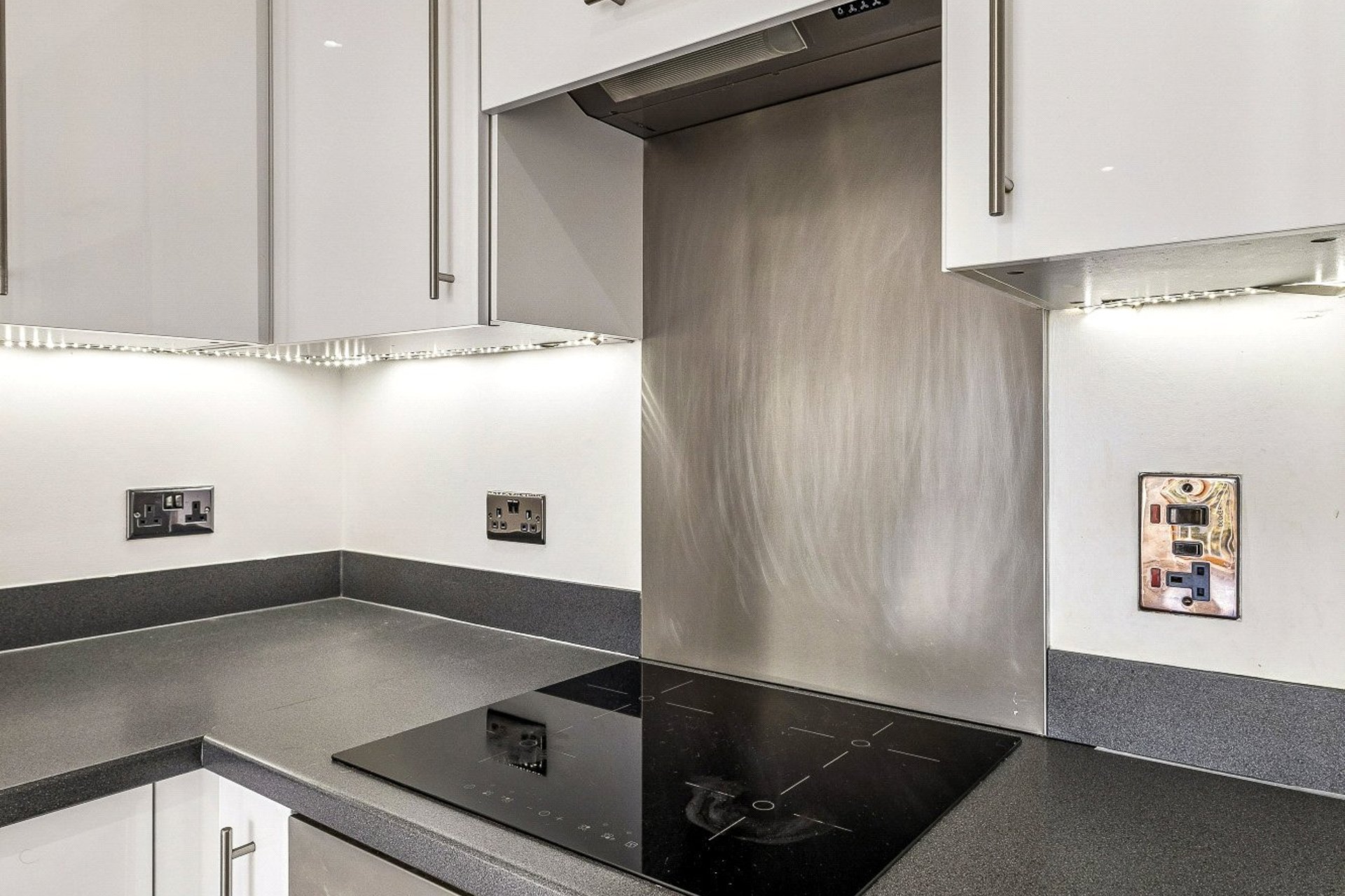 Flat 6/2, Block 2, 490 Argyle Street, City Centre, Glasgow, G2 8AN - Picture #11