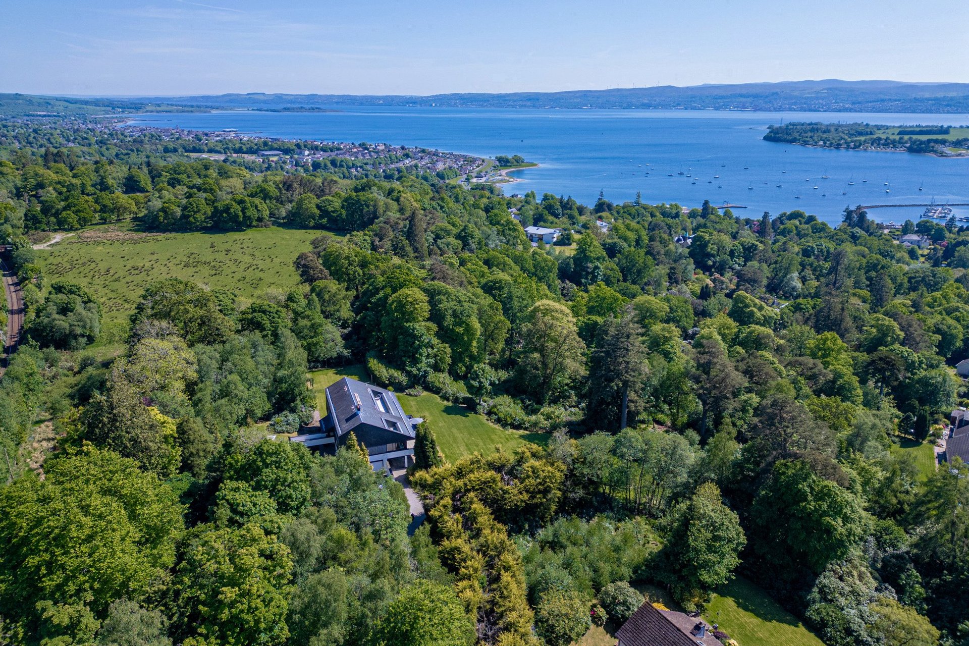 Tigh Geal, Station Road, Rhu, Helensburgh, Argyll and Bute, G84 8LW - Picture #67