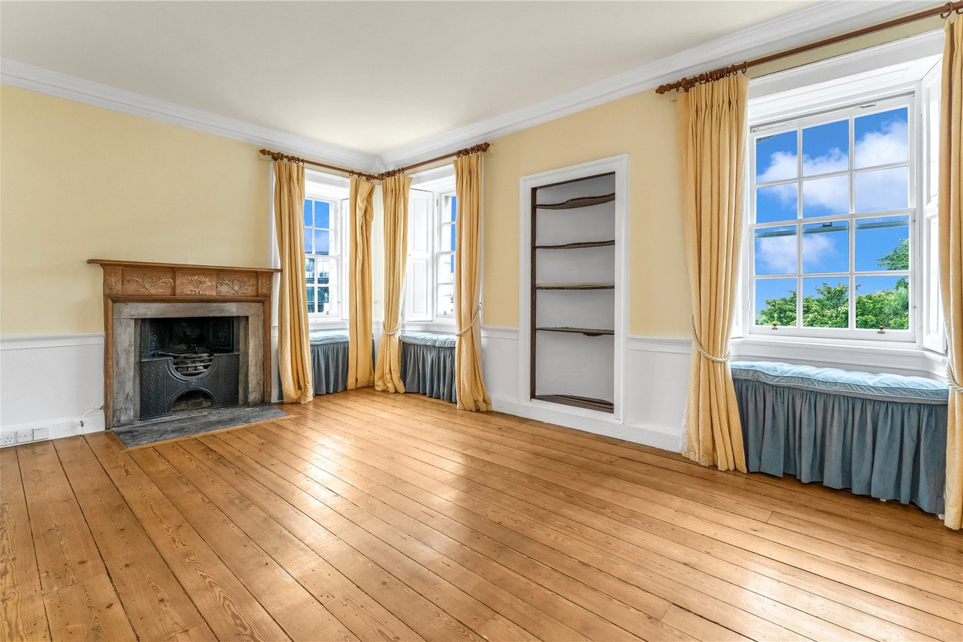 22/2 Calton Hill, Edinburgh, EH1 3BJ - Picture #4