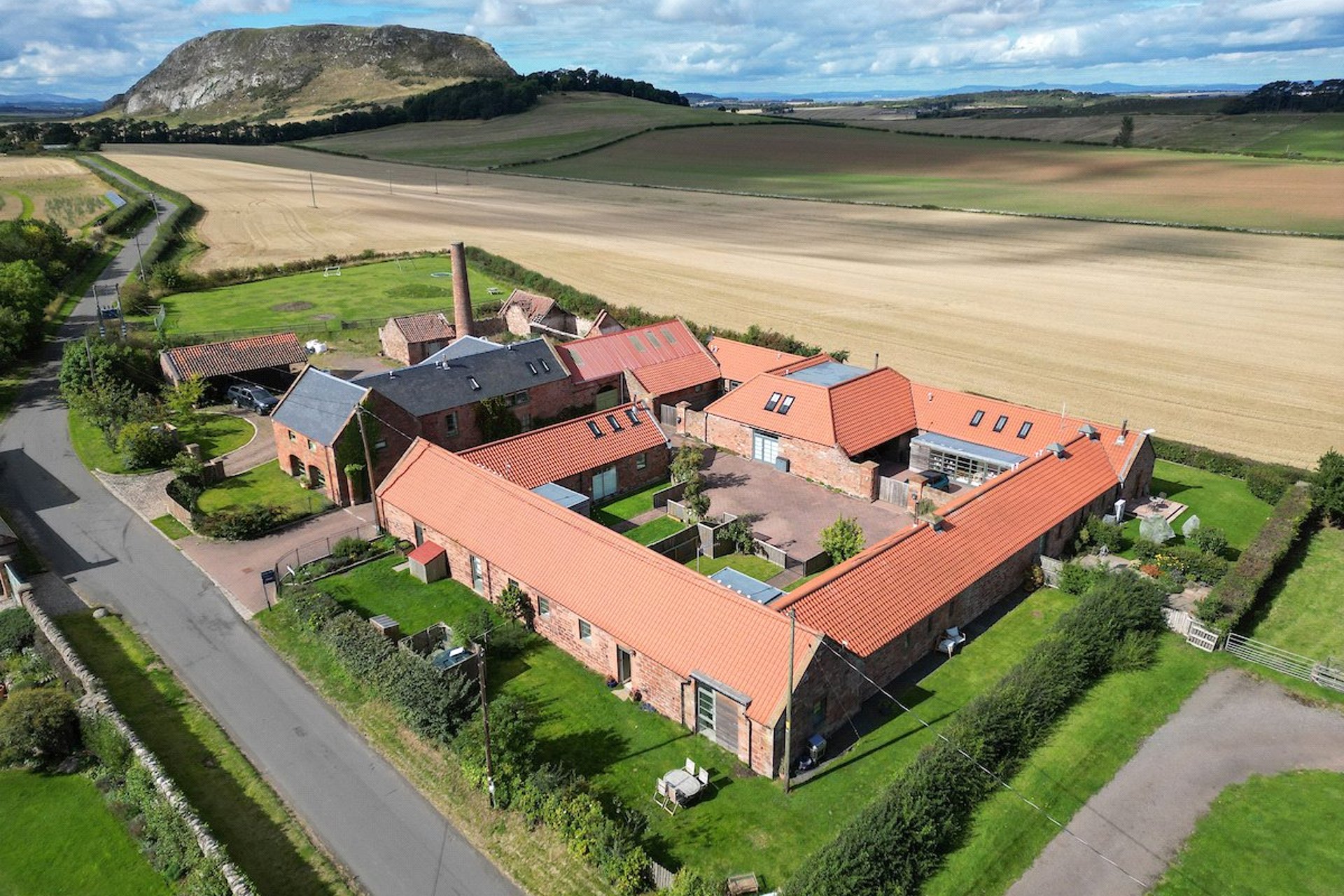 3 Luggate Steading, Luggate, Haddington, East Lothian, EH41 4PZ - Picture #2