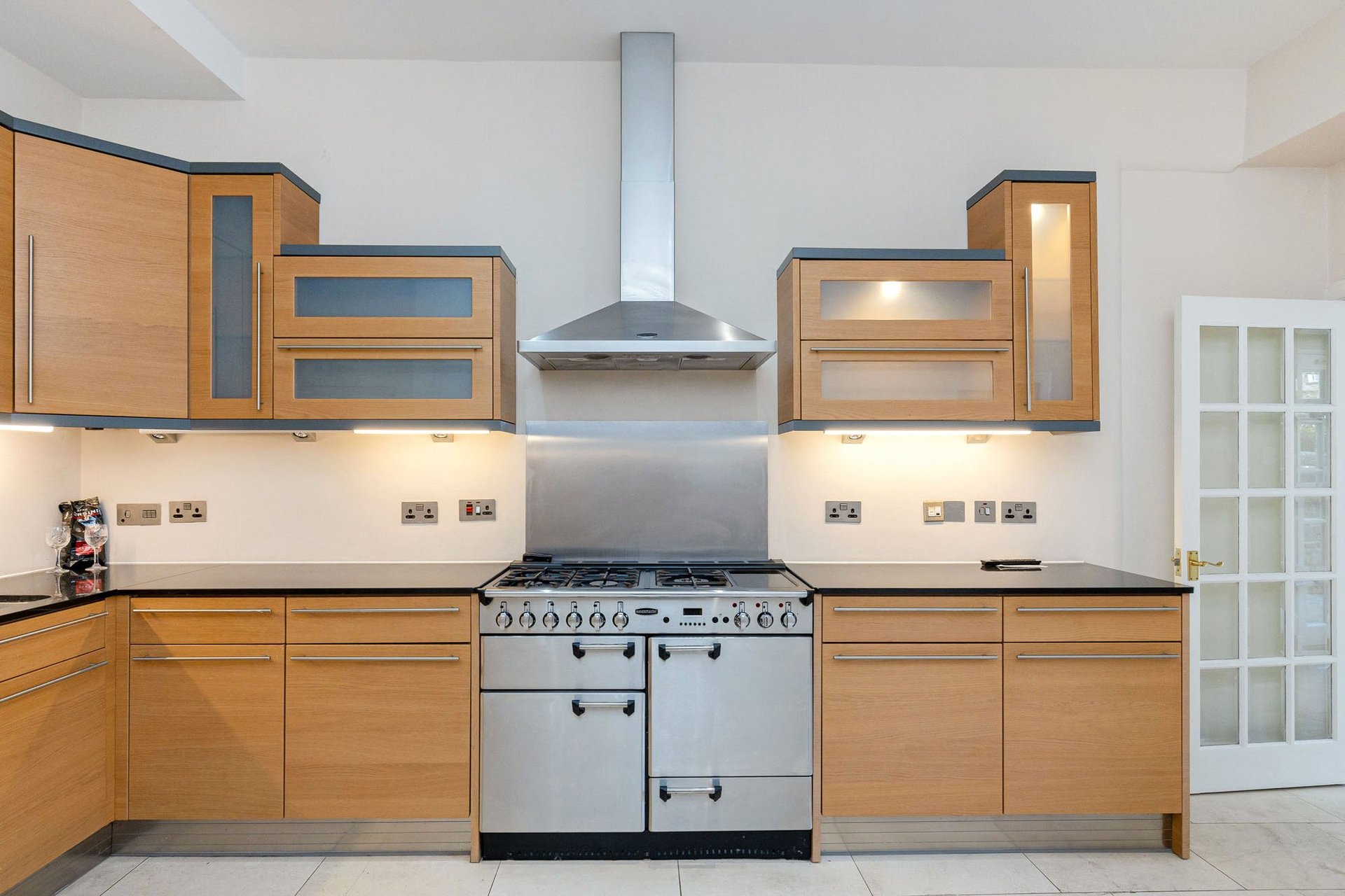 Flat 1 (GF), 6 Clarendon Crescent, Edinburgh, Midlothian, EH4 1PT - Picture #6