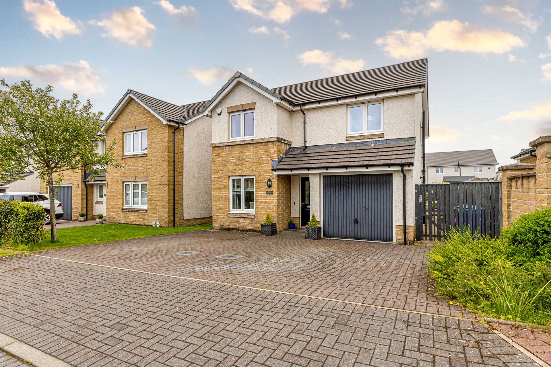 17 Staffin Way, Newton Mearns, Glasgow, G77 5GY - Picture #1