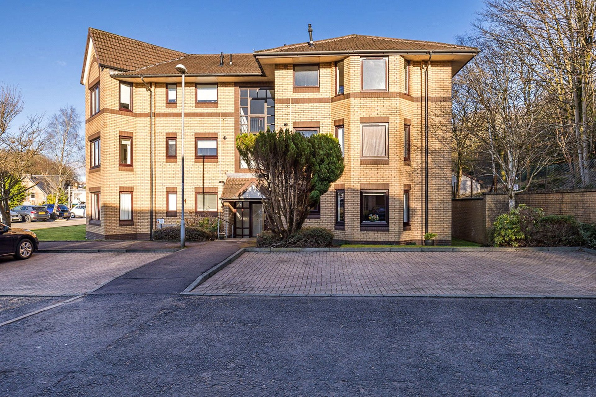 19 Birch View, Bearsden, Glasgow, G61 2BT - Picture #1