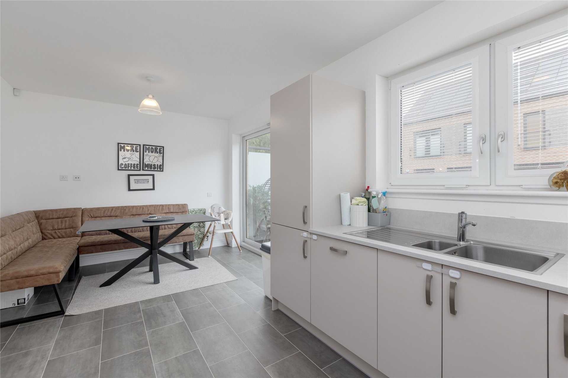 14 Fletcher Crescent, Edinburgh, Midlothian, EH6 6AS - Picture #4