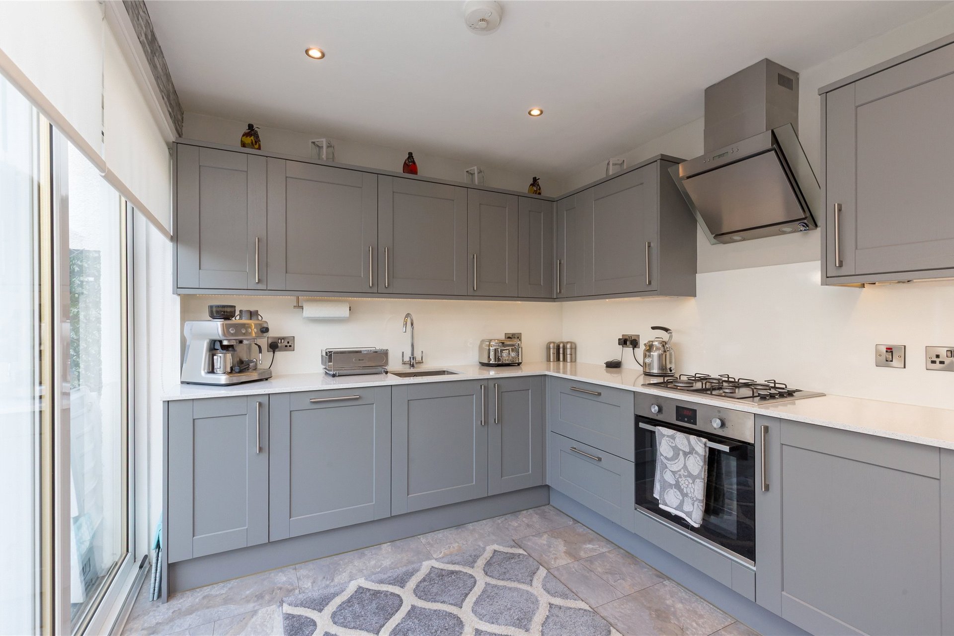 46 Grigor Avenue, Edinburgh, EH4 2PG - Picture #3