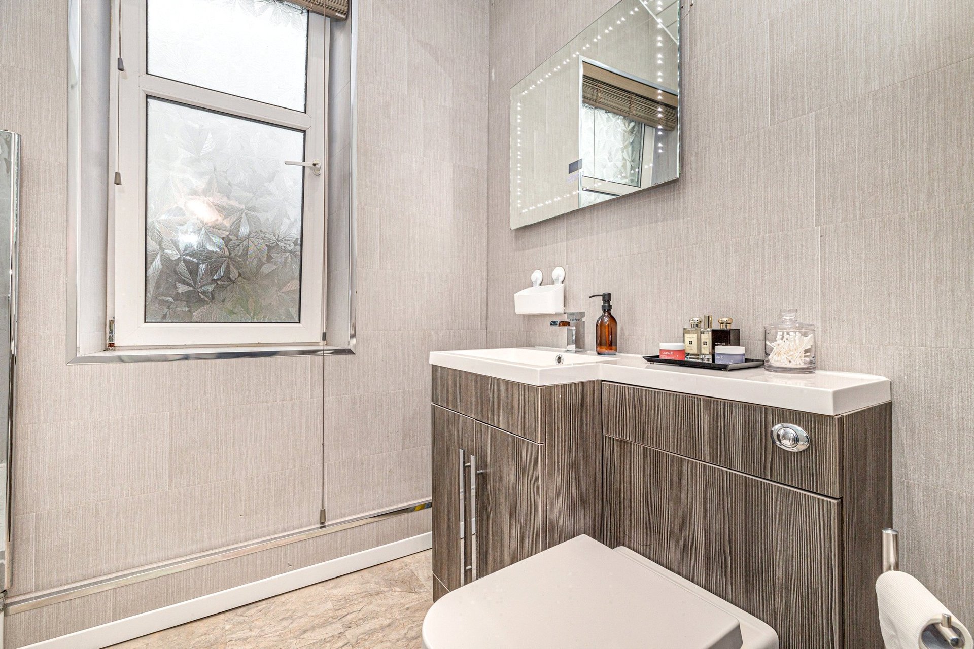 1 Mossgiel Road, Newlands, Glasgow, G43 2DF - Picture #30