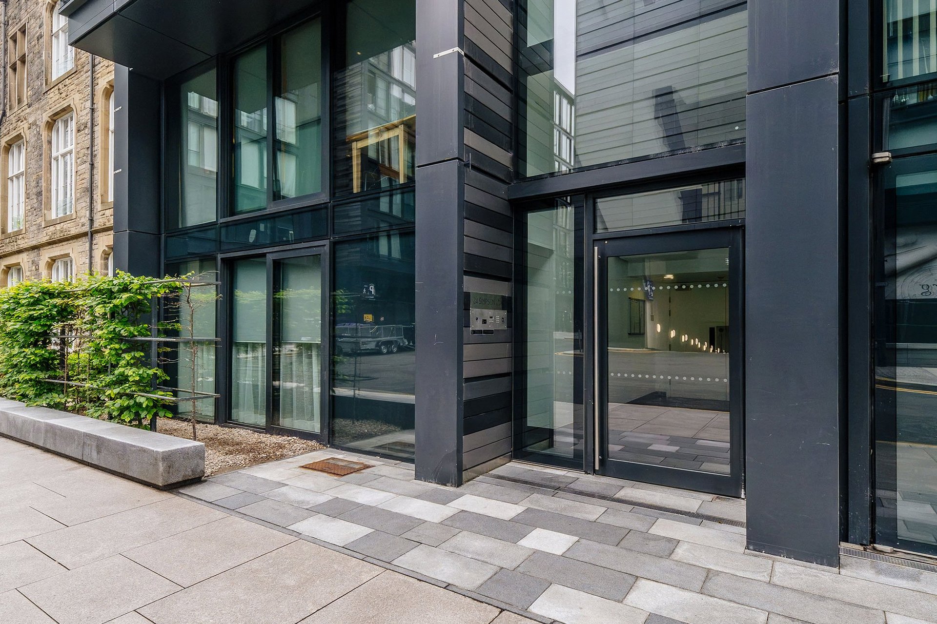 Flat 3, 24 Simpson Loan, Edinburgh, Midlothian, EH3 9GE - Picture #12