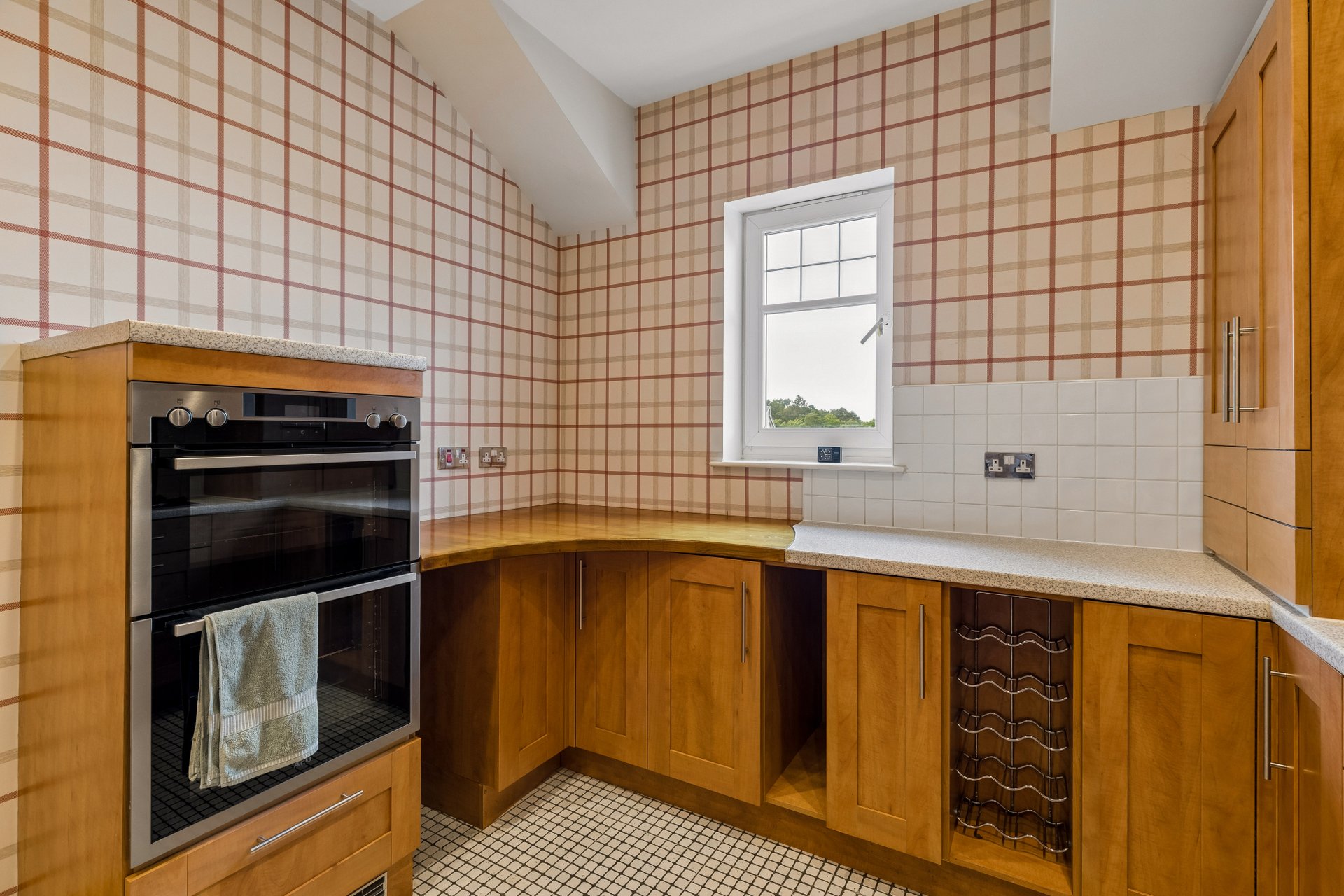 Flat J, 2 Whitecraigs Court, Giffnock, Glasgow, East Renfrewshire, G46 6SY - Picture #7