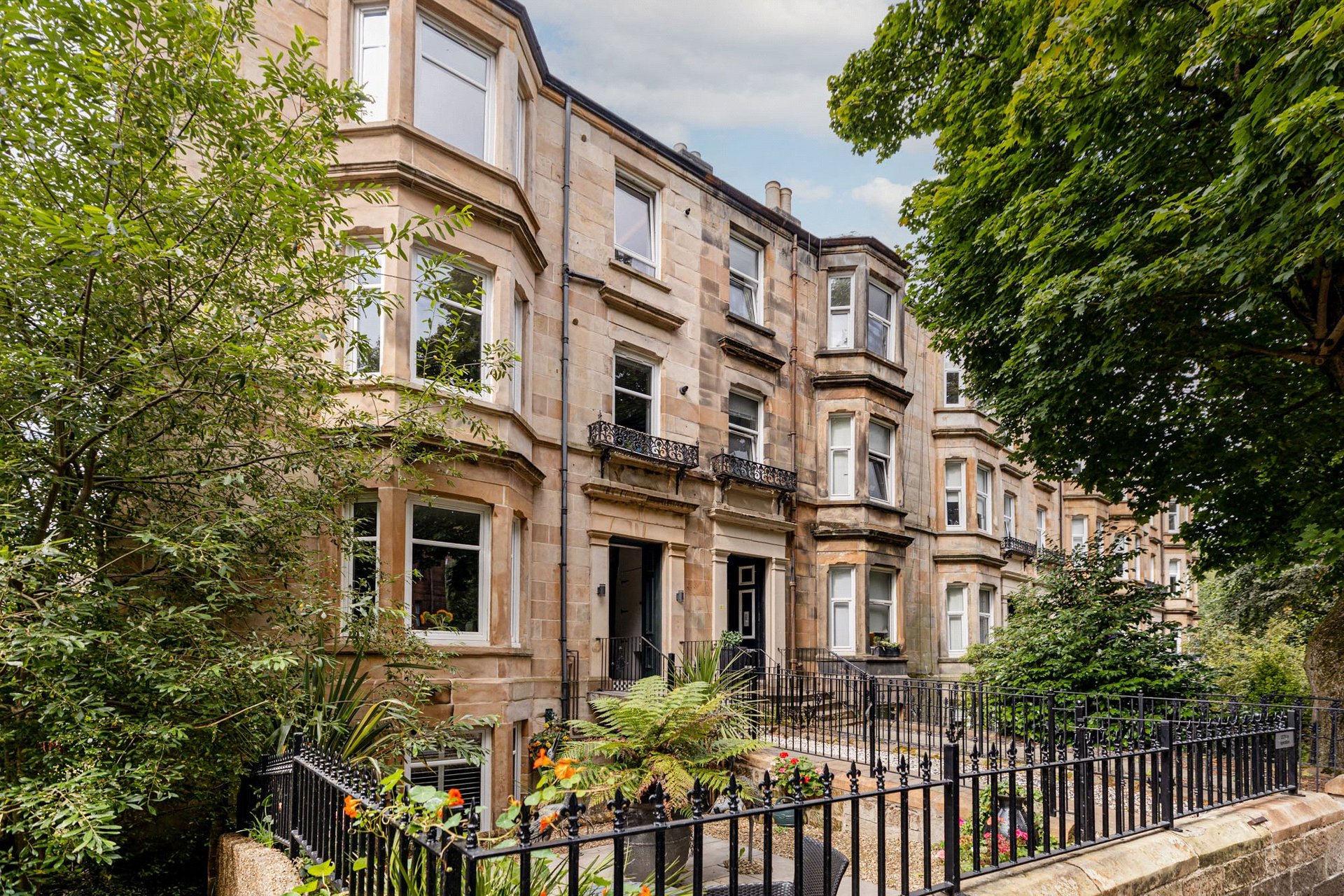 Flat 4, 24 Camphill Avenue, Shawlands, Glasgow, G41 3AZ - Picture #1
