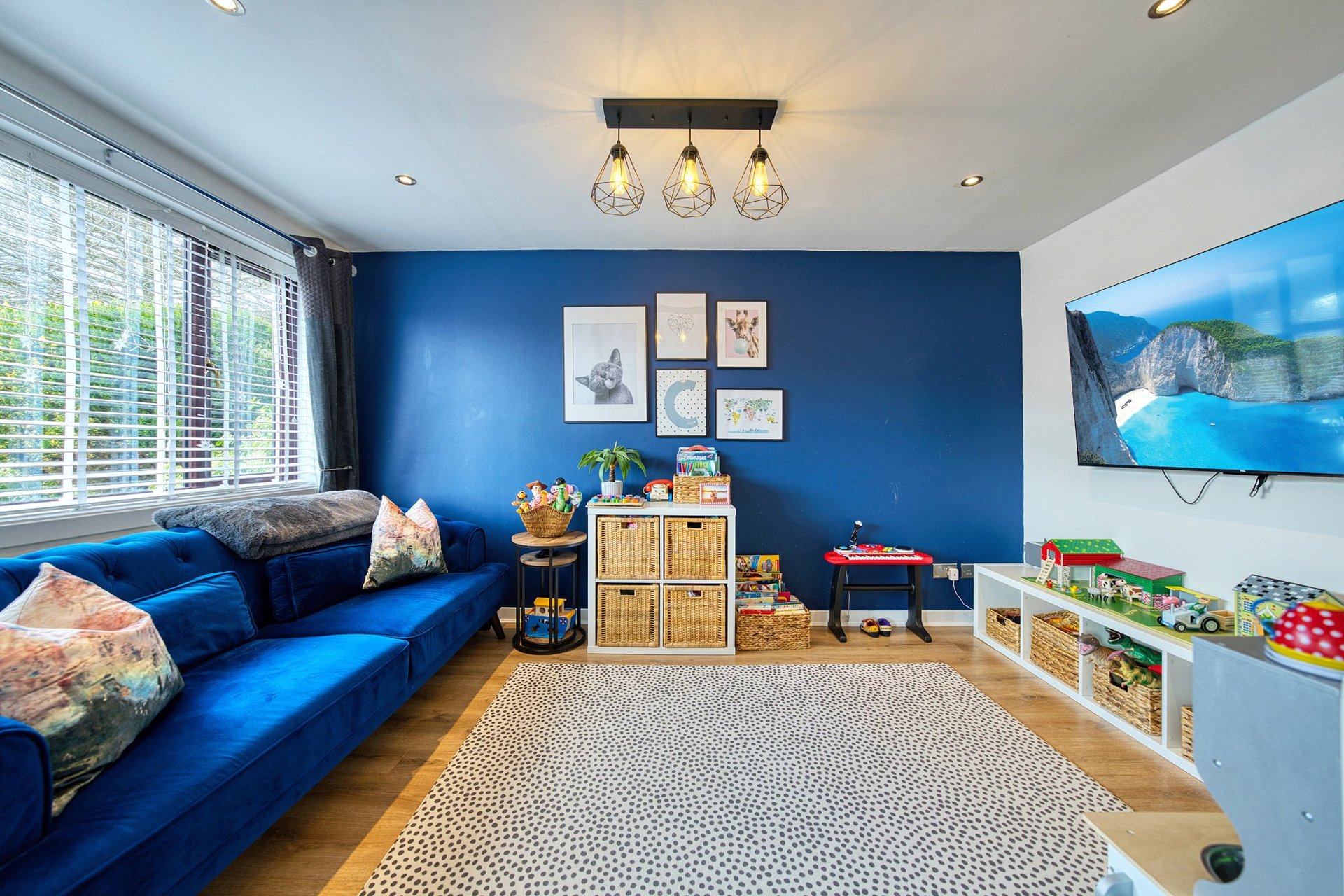 2 Lewis Place, Newton Mearns, Glasgow, G77 6TG - Picture #9