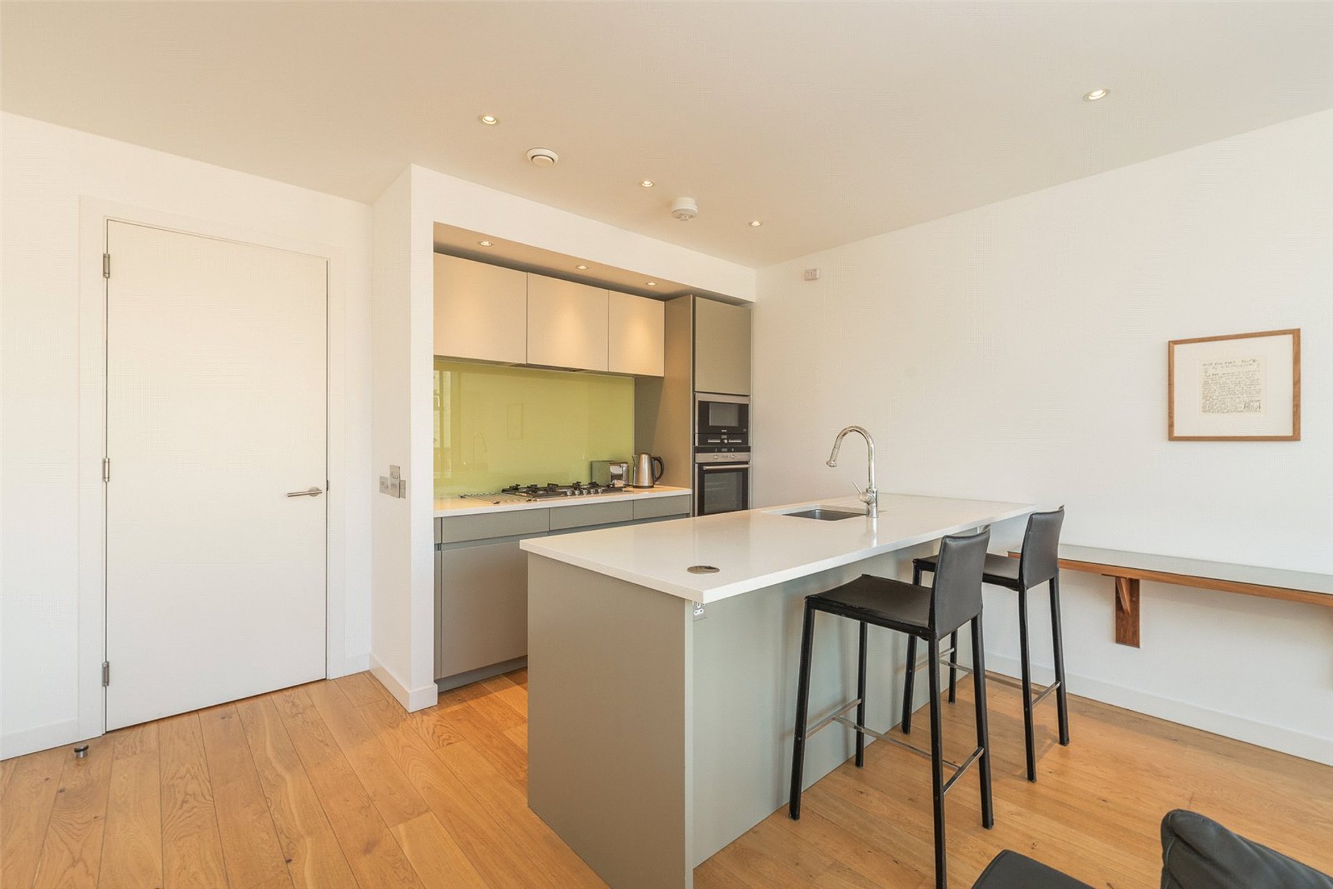 Flat 9, 15 Simpson Loan, Edinburgh, Midlothian, EH3 9GB - Picture #9