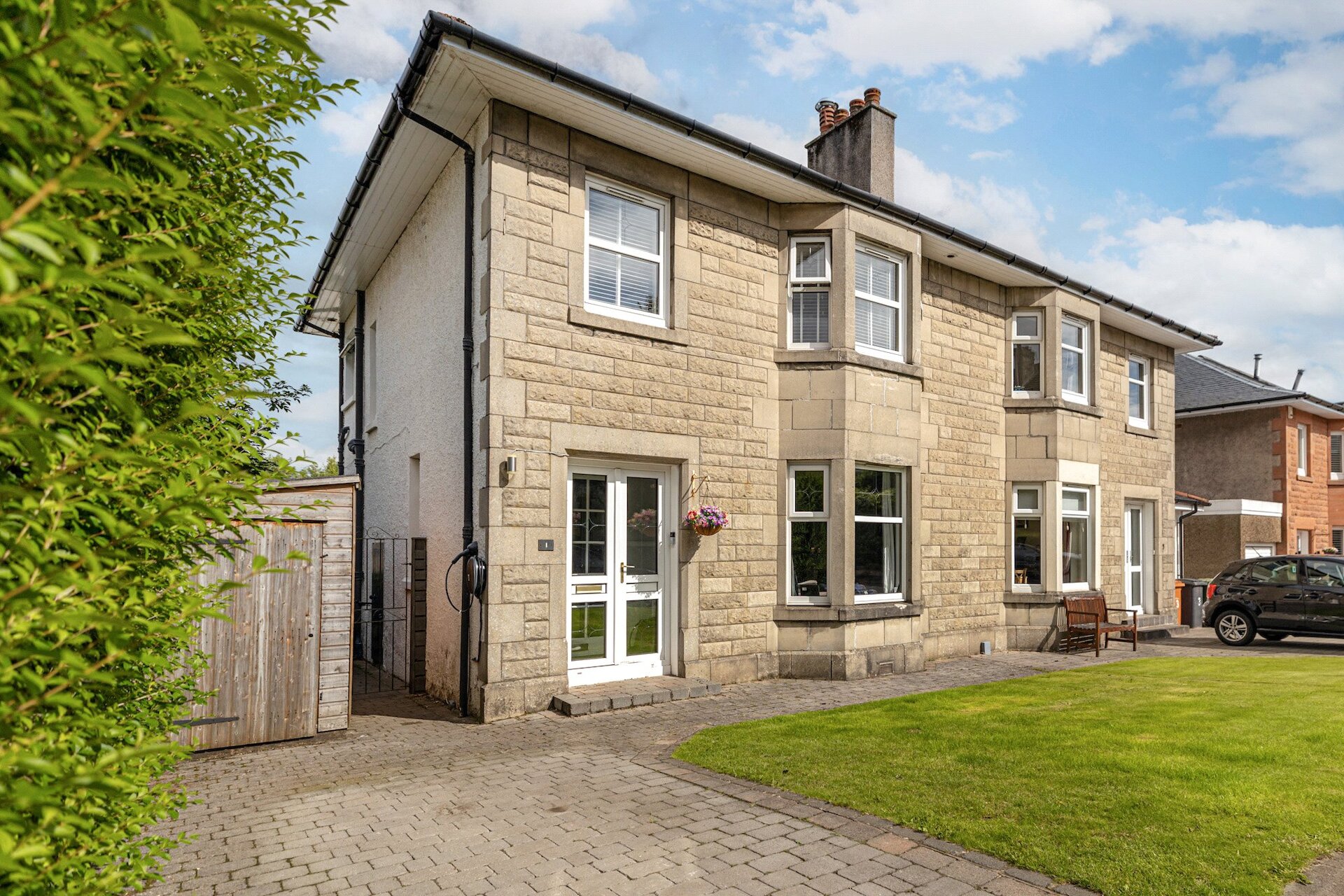 1 Burnbrae Avenue, Bearsden, G61 3ES - Picture #1