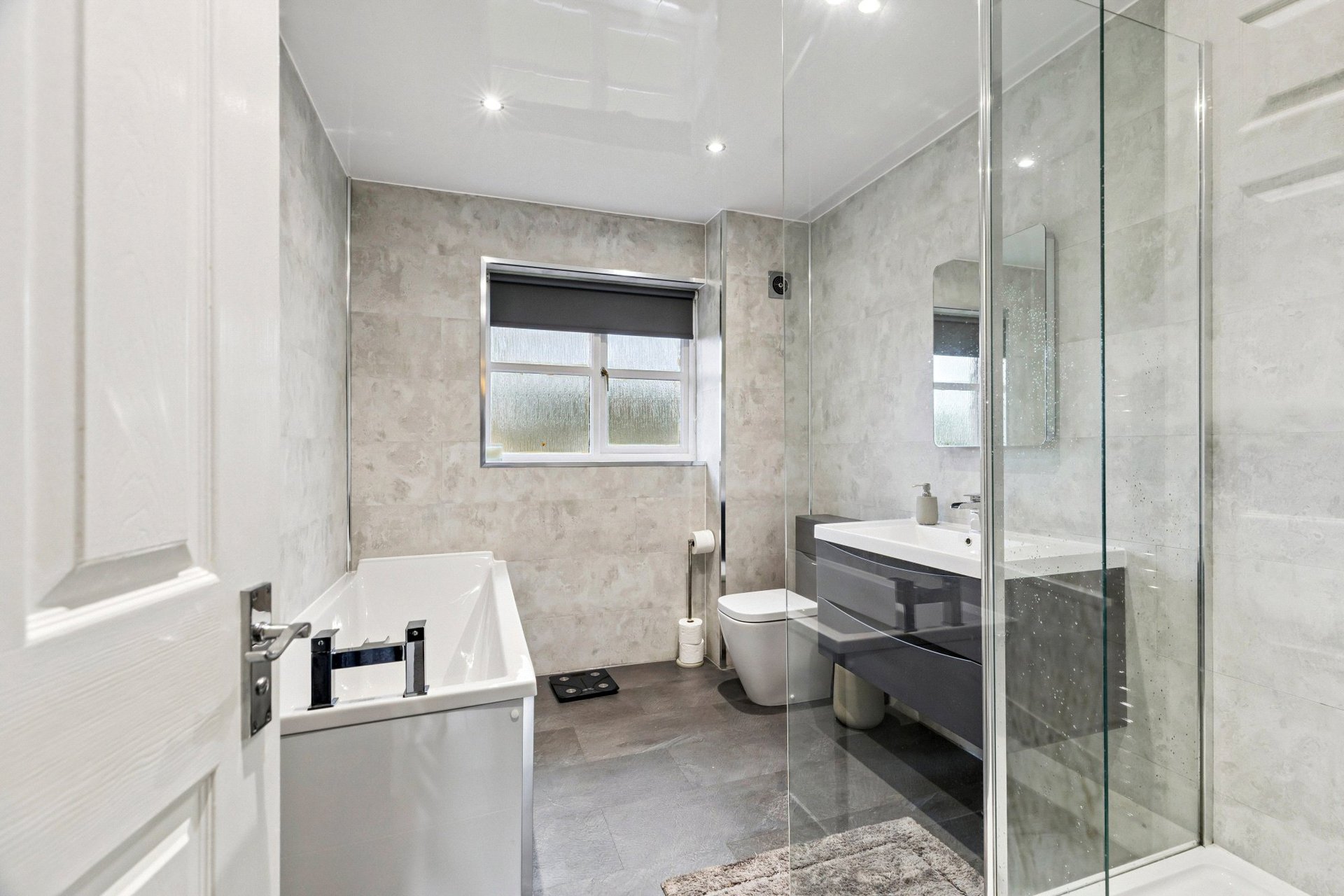 21 Newton Grove, Newton Mearns, Glasgow, East Renfrewshire, G77 5BX - Picture #20