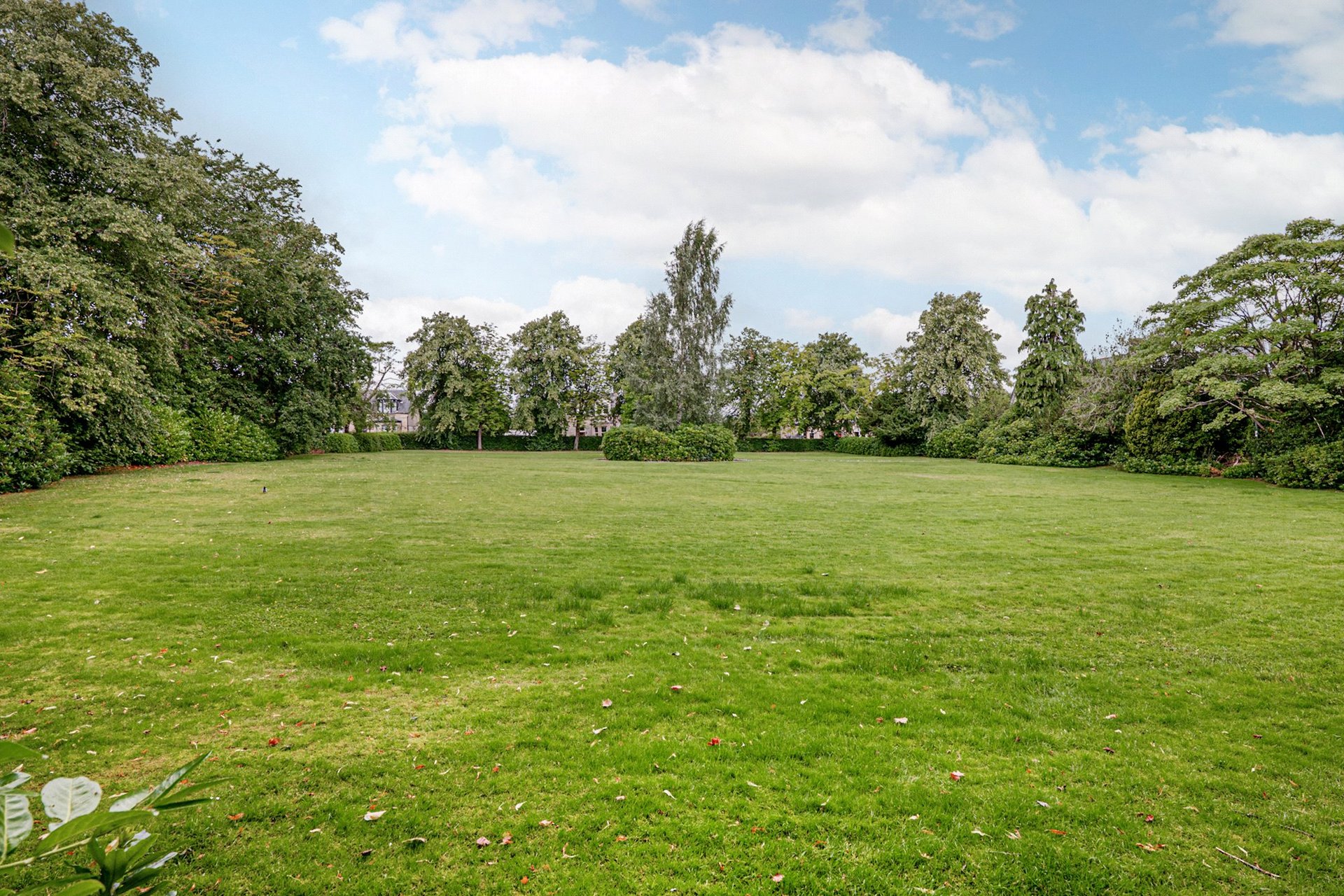 9 Grove Park, Lenzie, G66 5AH - Picture #42