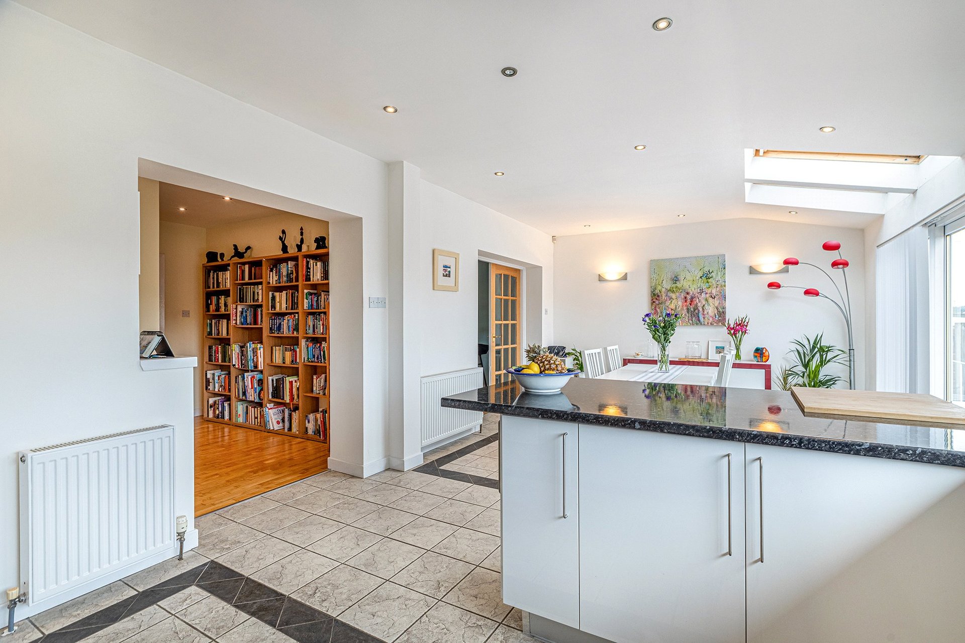 19 Arisaig Drive, Bearsden, G61 2PD - Picture #10