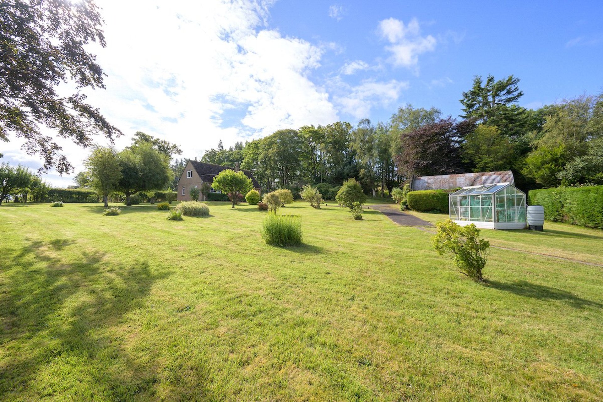 Whitegate House, Penicuik, Midlothian, EH26 0PR - Picture #26