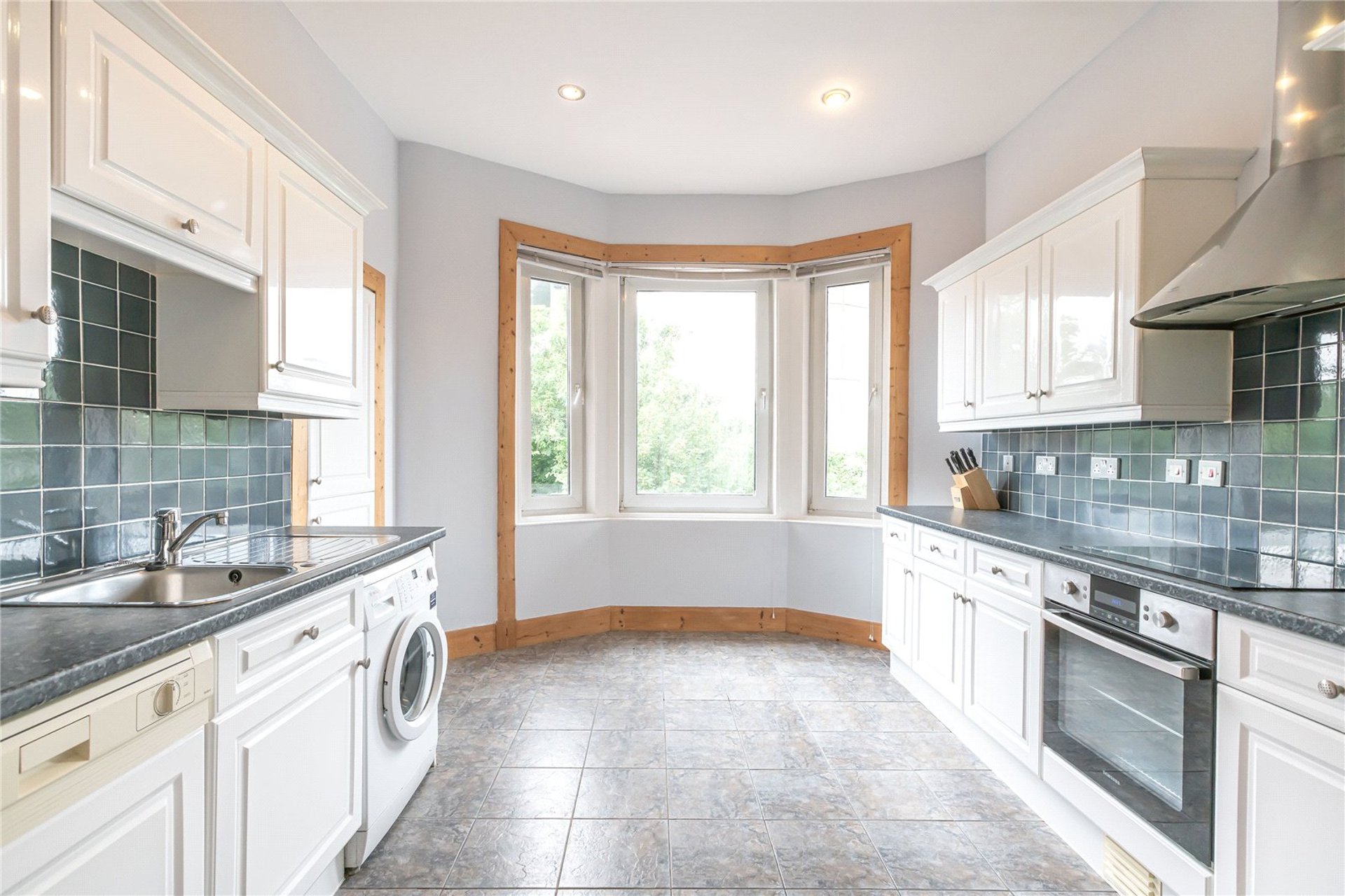 Flat 2/2, 230 Dumbarton Road, Old Kilpatrick, Glasgow, Lanarkshire, G60 5LJ - Picture #5