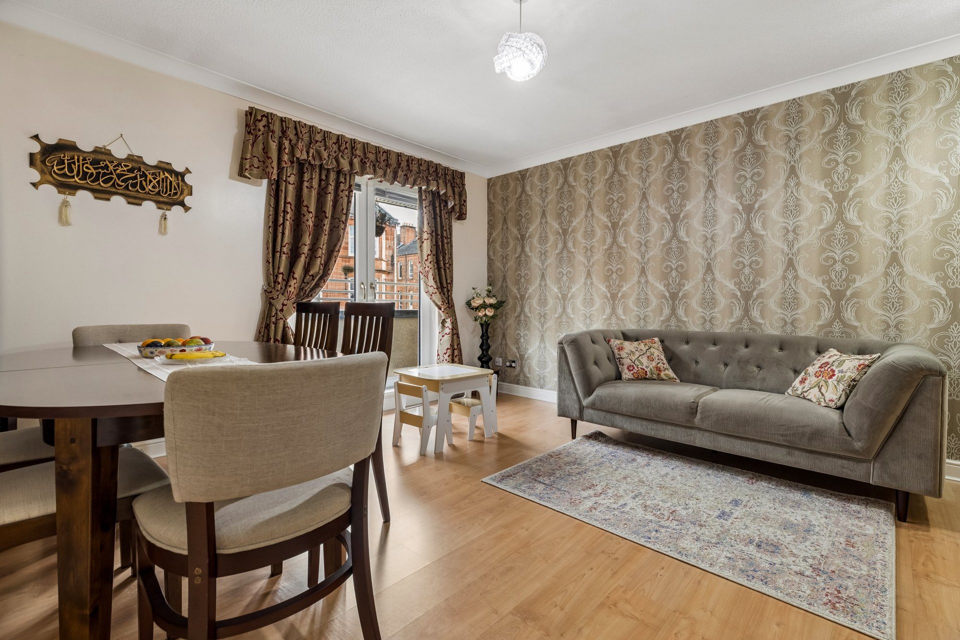 3/1, 15 Waverley Street, Shawlands, Glasgow, G41 2EA - Picture #2