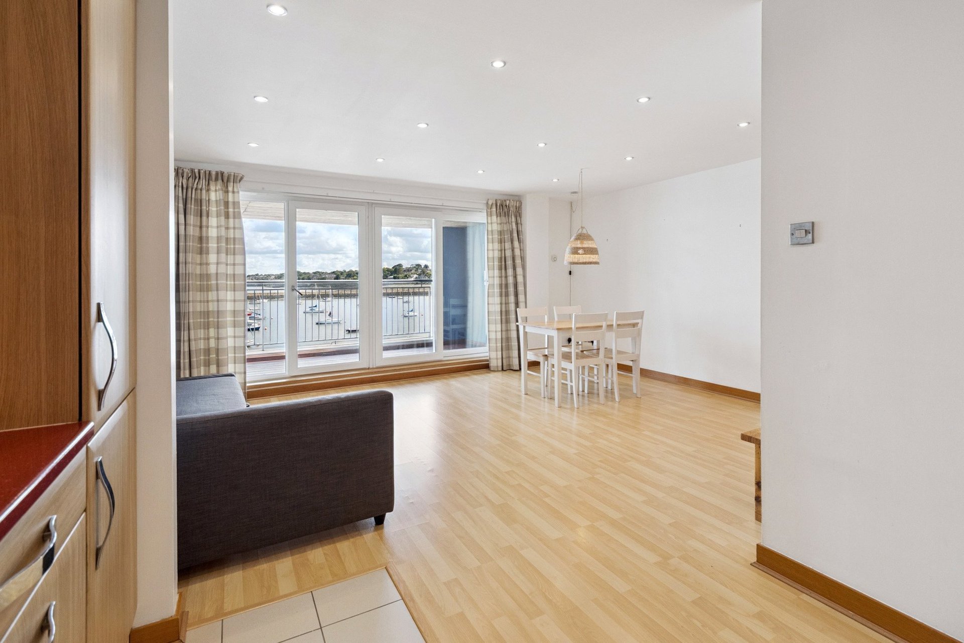 Flat 6, 1 Heron Place, Edinburgh, Midlothian, EH5 1GG - Picture #6