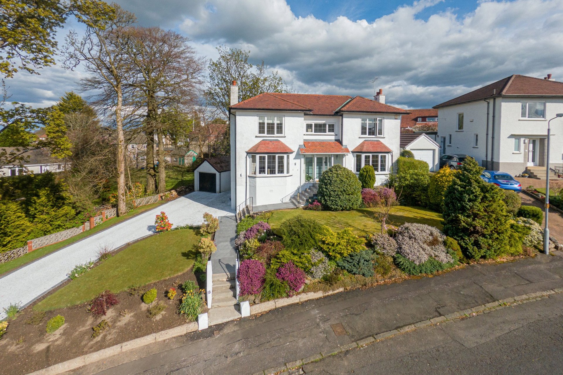 18 Falkland Avenue, Newton Mearns, Glasgow, G77 5DR - Picture #2