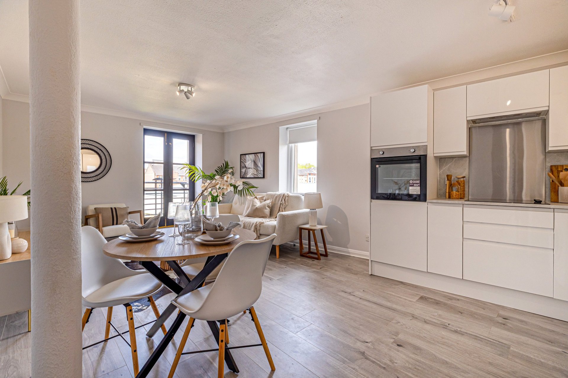 Flat 16, Norval Court, 12 Norval Street, Partick, Glasgow, G11 7RX - Picture #1