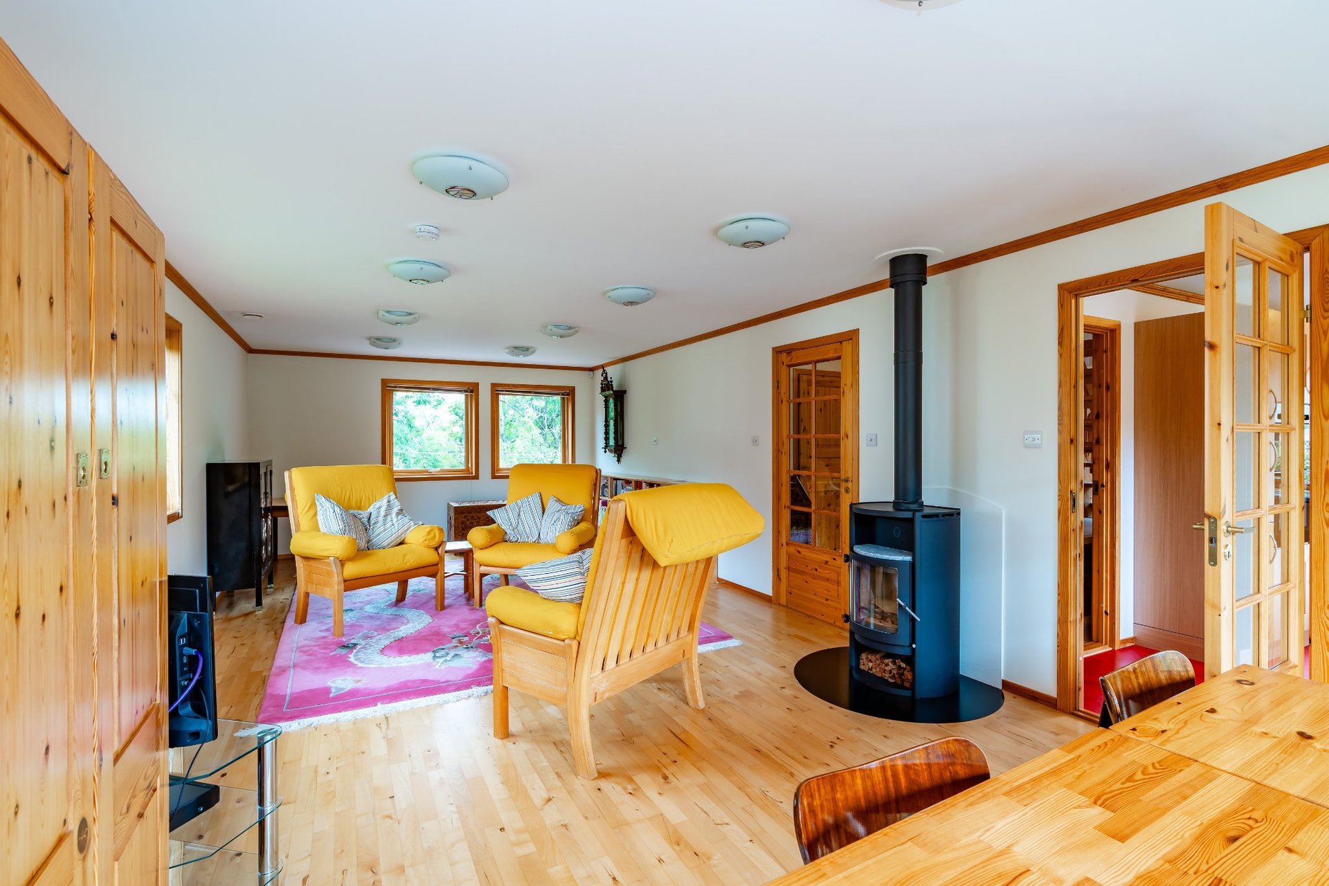 5 Woodend Crescent, Ettrickbridge, Selkirk, Scottish Borders, TD7 5JQ - Picture #3
