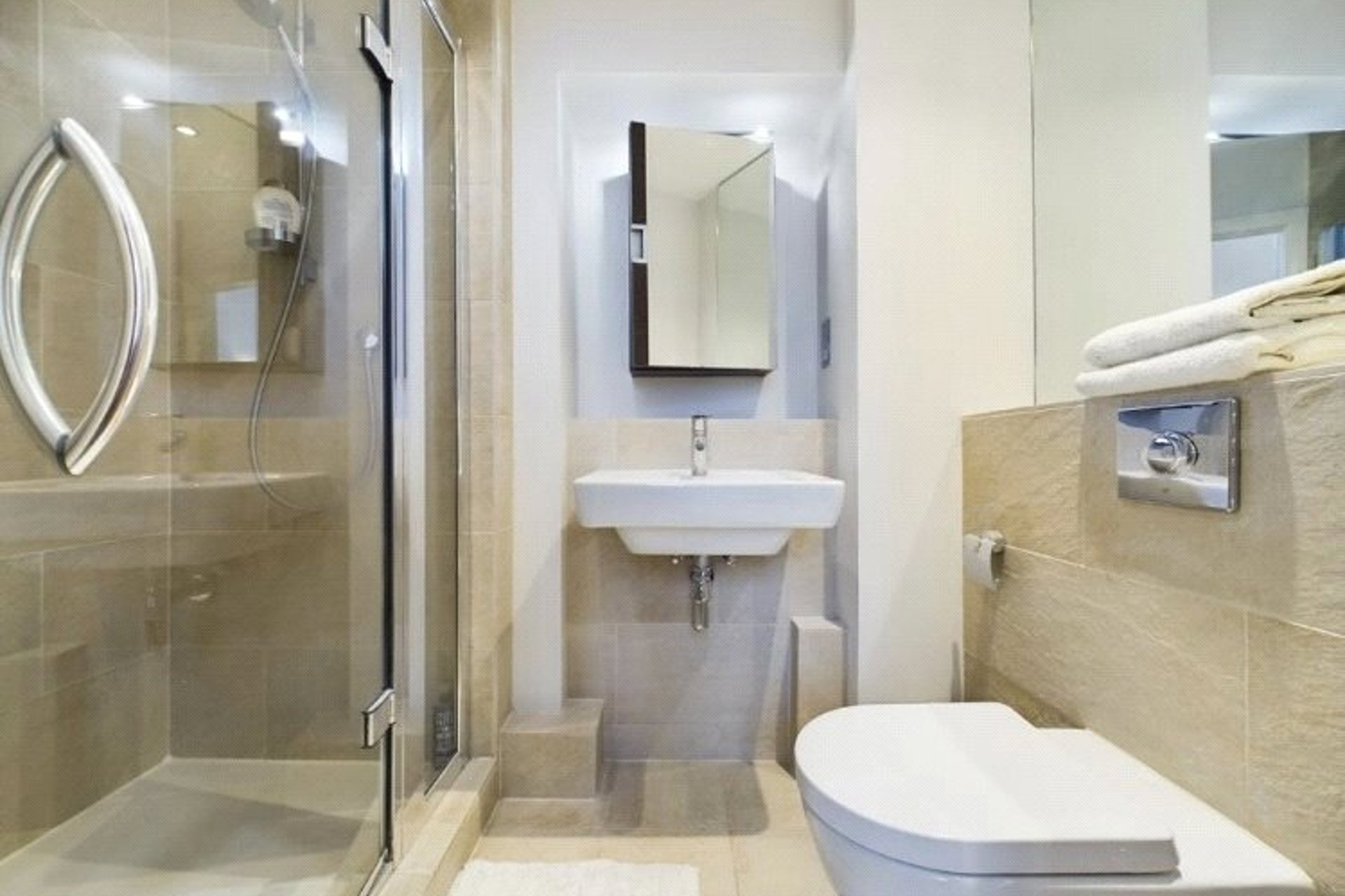 Flat 12, 19 Simpson Loan, Edinburgh, EH3 9BS - Picture #6