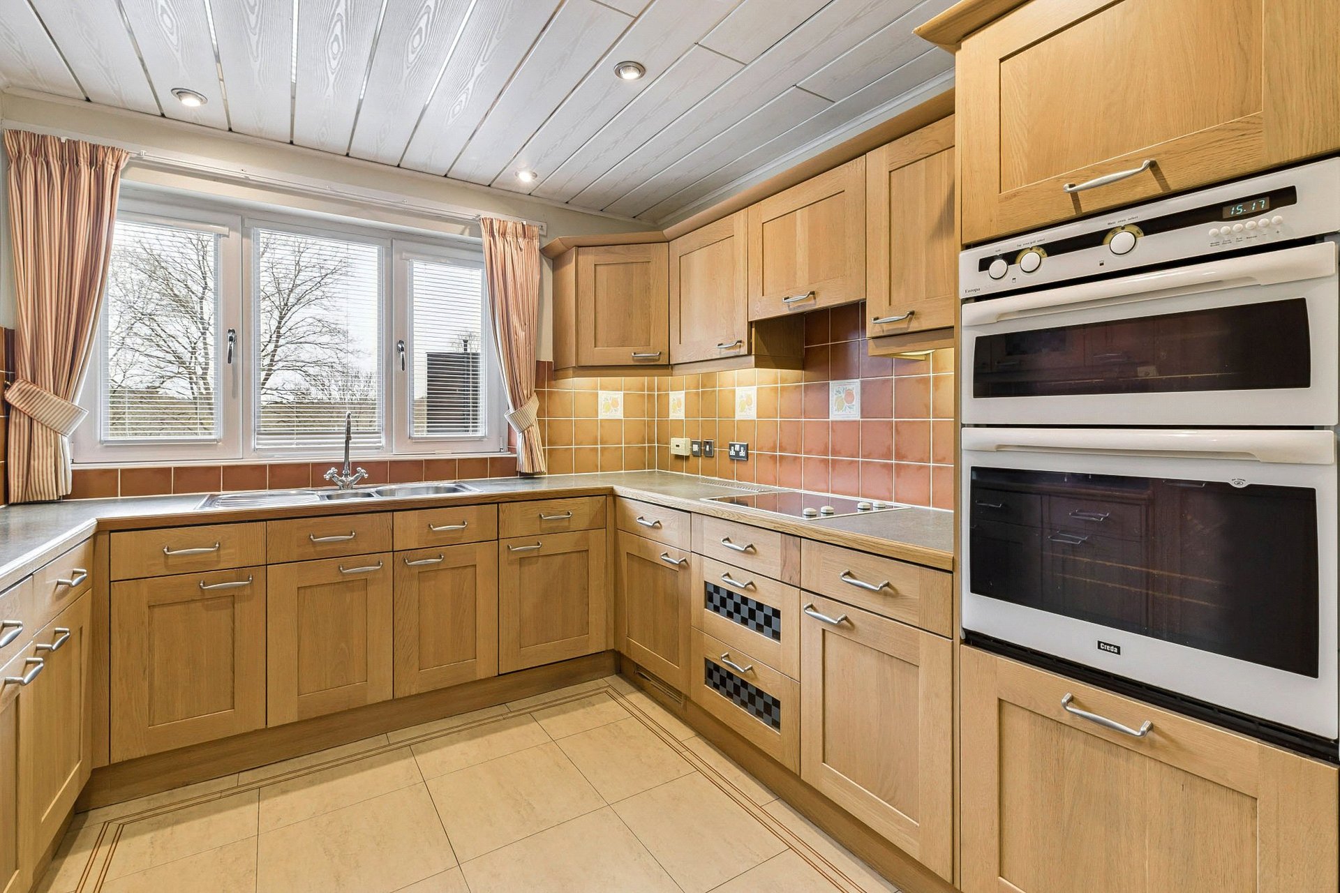 5 Lochside, 45 Drymen Road, Bearsden, G61 2SB - Picture #9