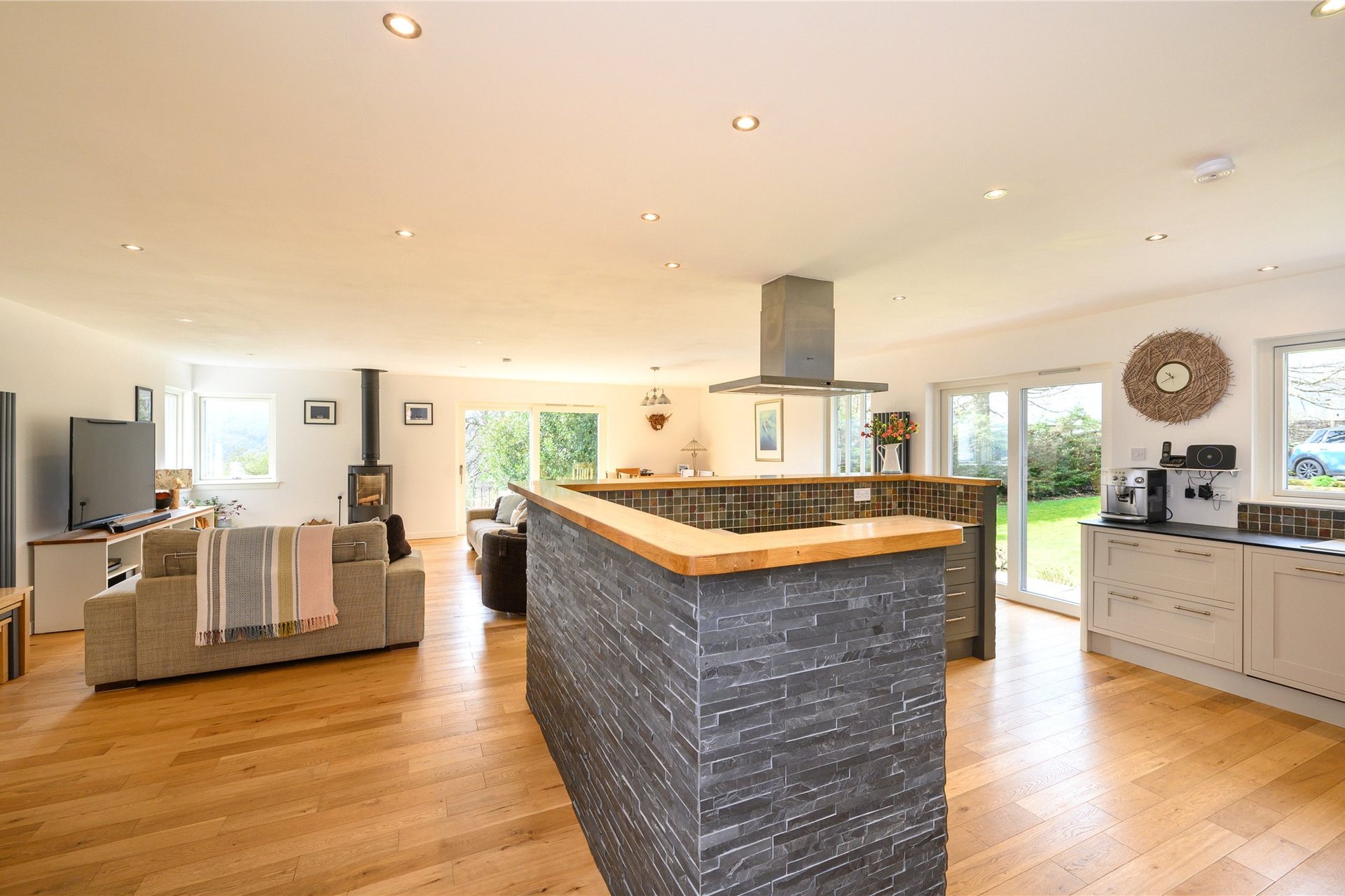 Larchwood, Dull, Aberfeldy, Perthshire, PH15 2JQ - Picture #5