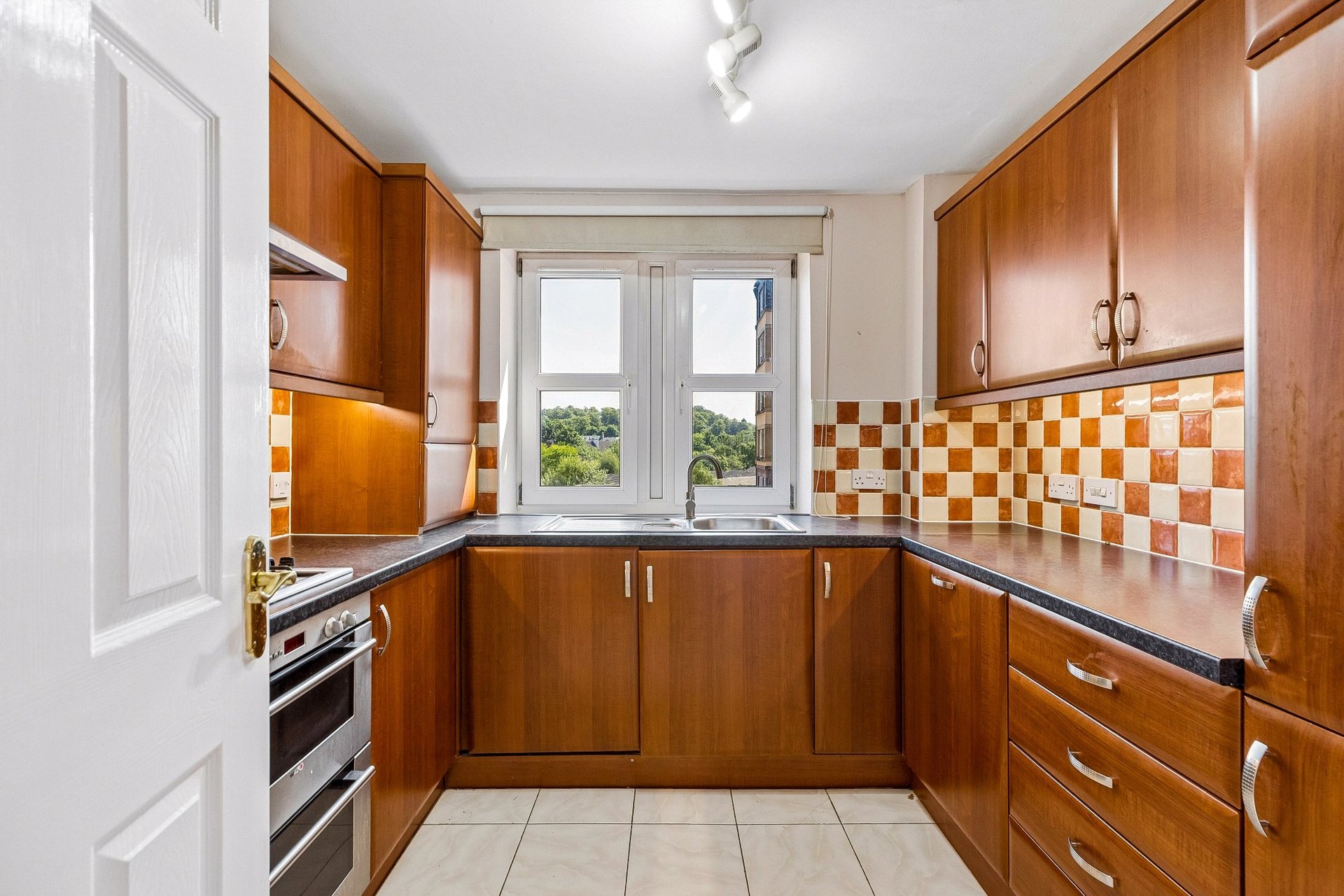 1/3, 172 Crow Road, Broomhill, Glasgow, G11 7JS - Picture #5
