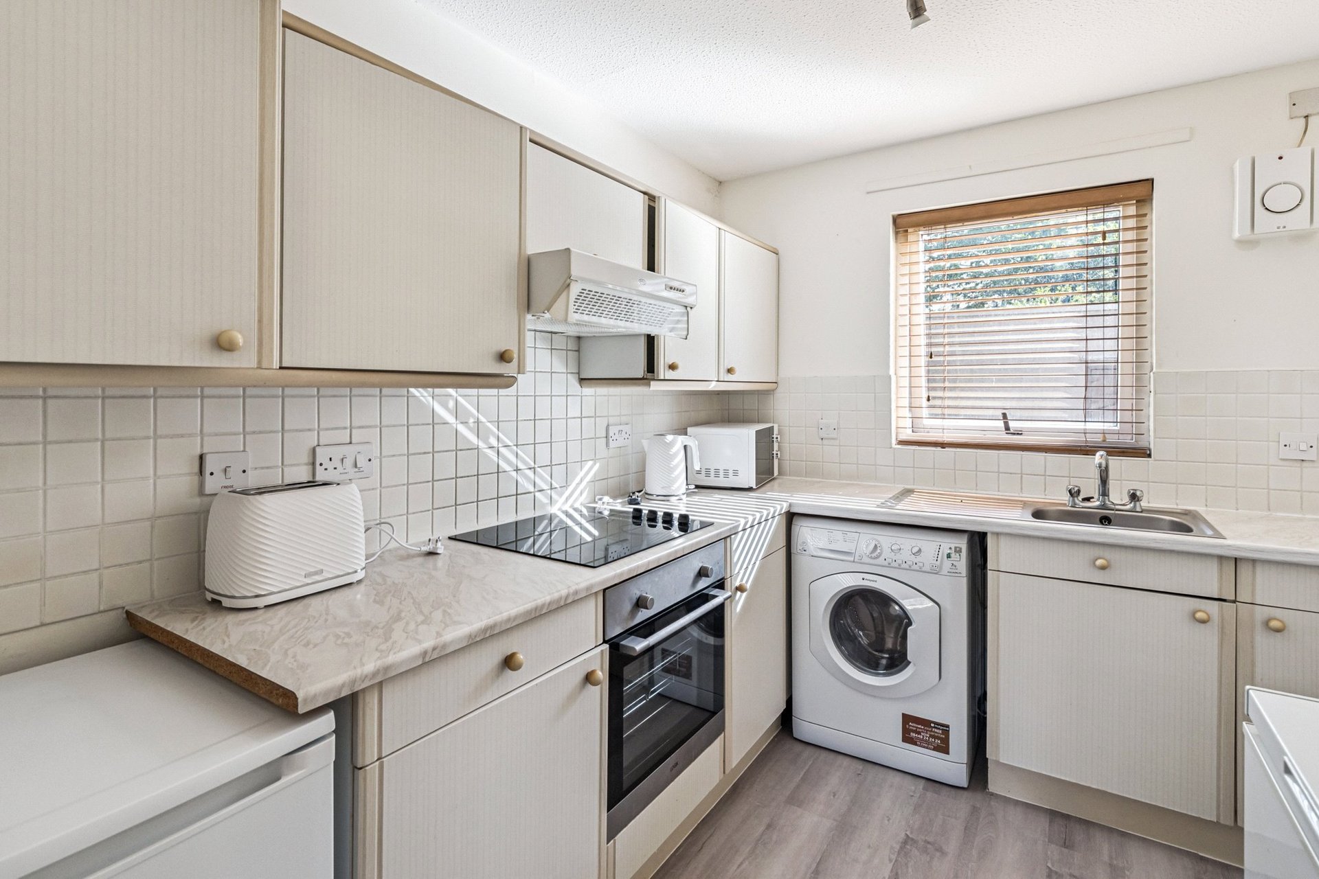 16/3 Parkside Terrace, Edinburgh, Midlothian, EH16 5XW - Picture #6