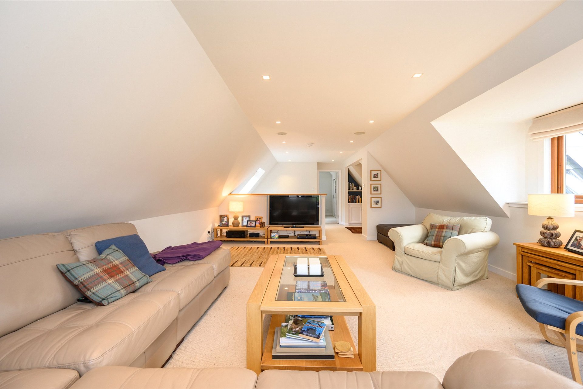 Berry Barn, Donafuil, Keltneyburn, Aberfeldy, Perth and Kinross, PH15 2LE - Picture #9