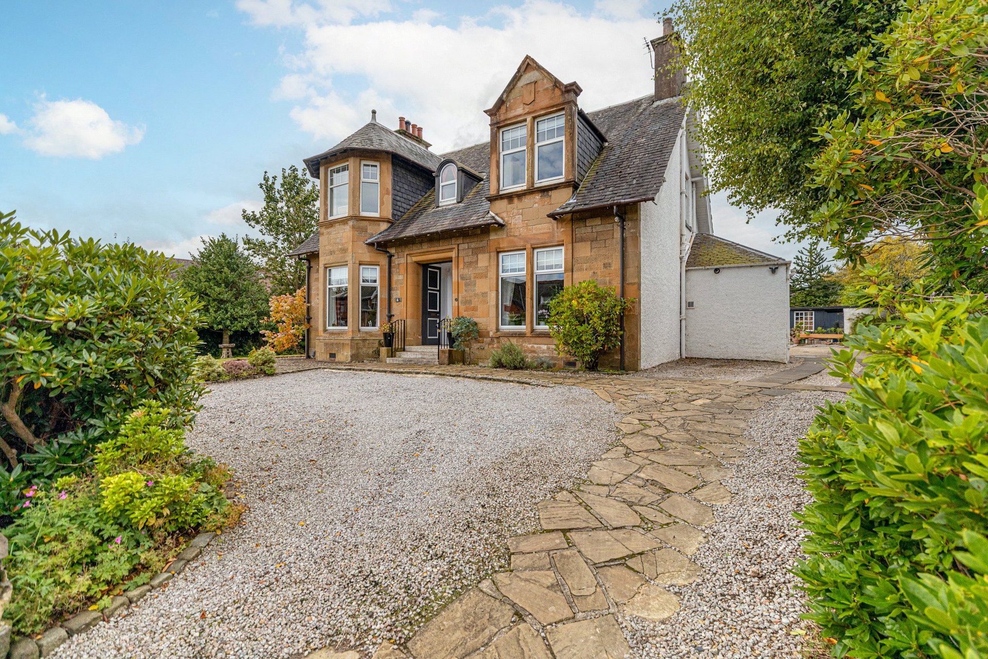 Knaresby, 6 Newton Avenue, Elderslie, Johnstone, PA5 9BB - Picture #3