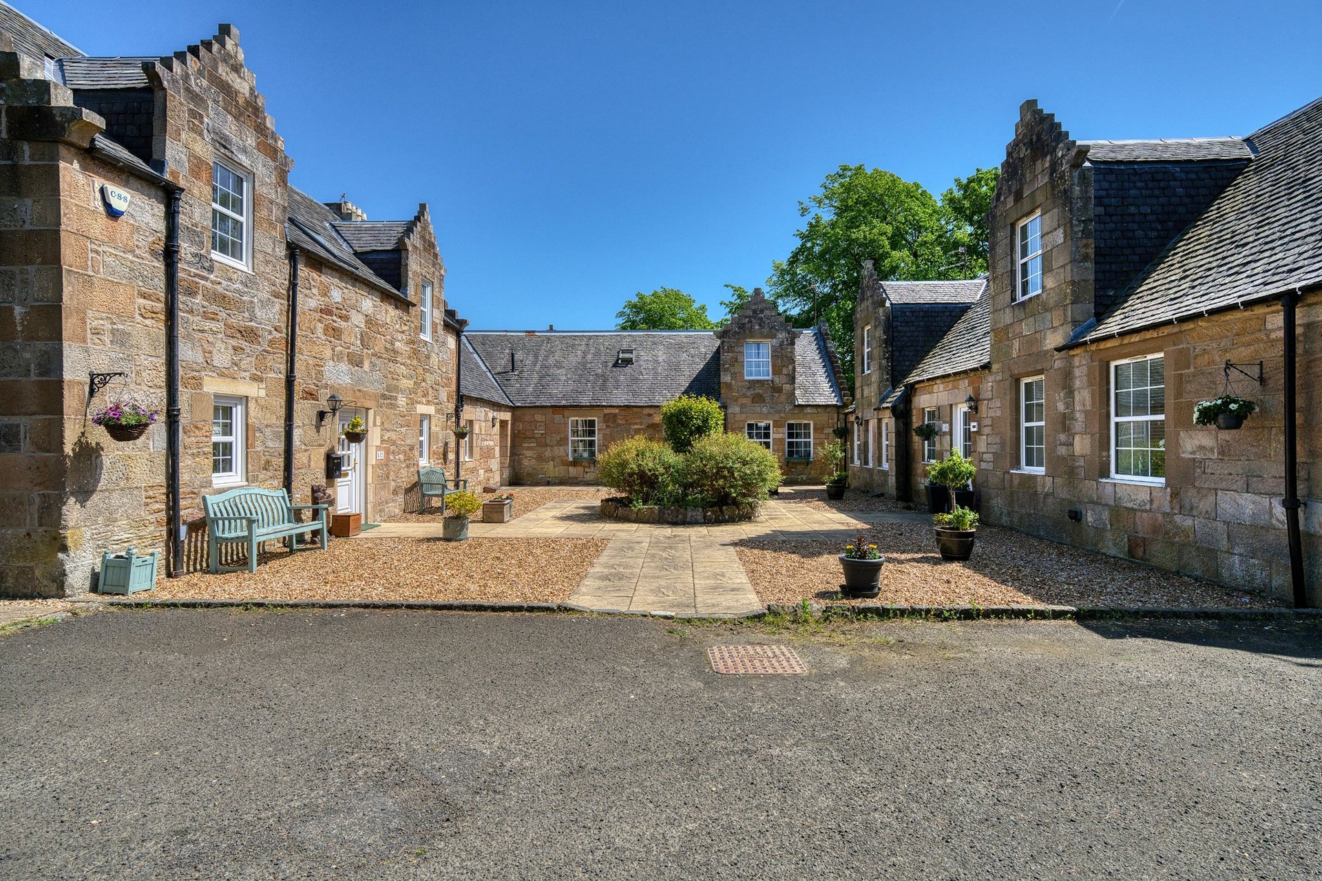 137 Cardonald Place Road, Cardonald, Glasgow, G52 3JX - Picture #2