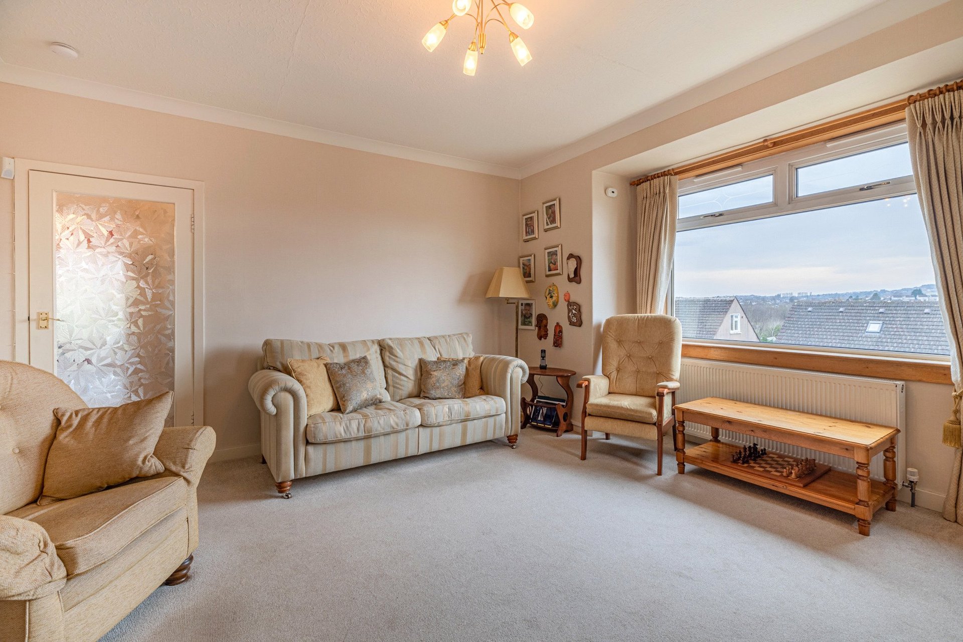 8 South Glassford Street, Milngavie, G62 6AT - Picture #4