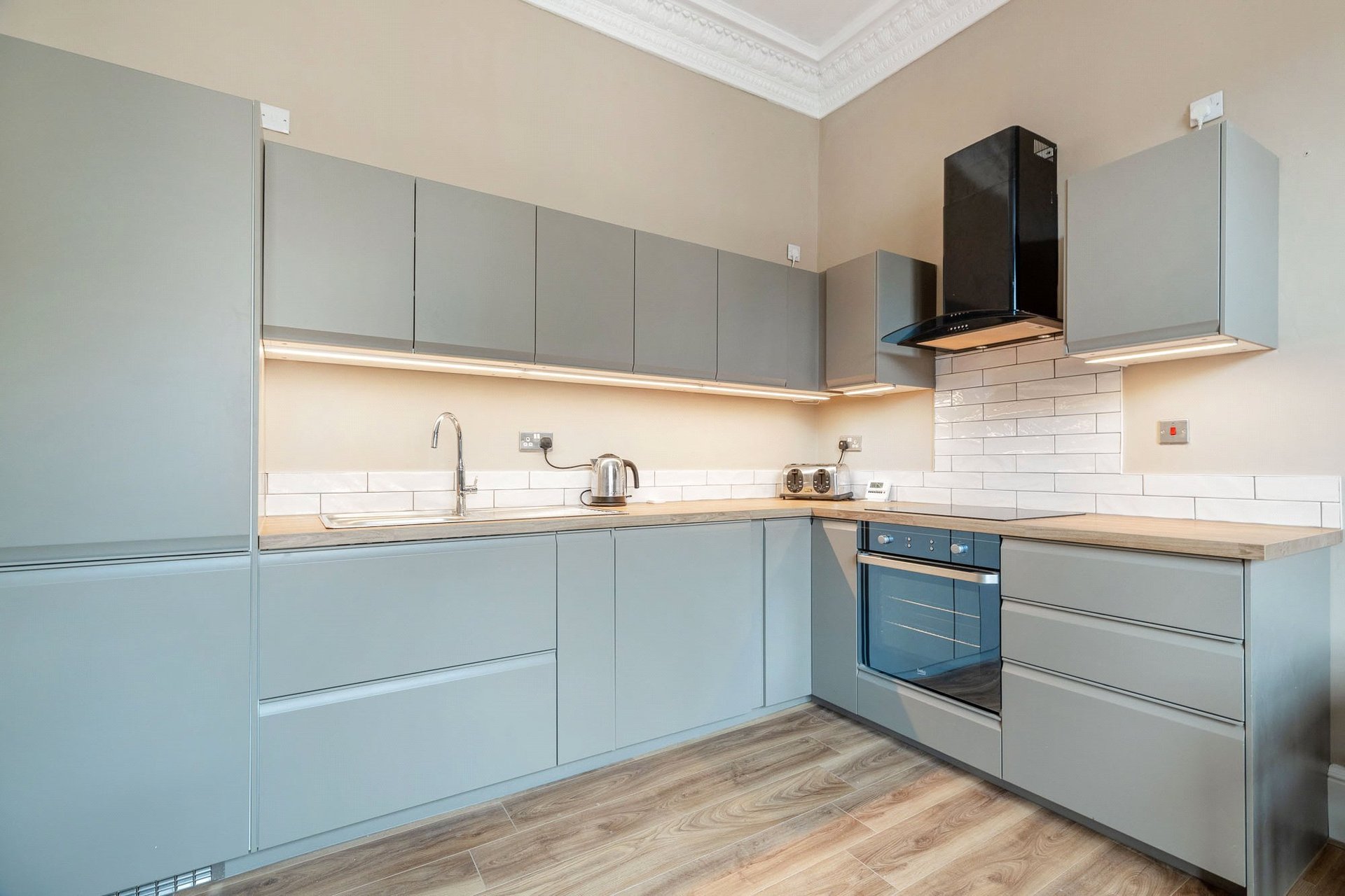 2/2, 3 Bolton Drive, Mount Florida, Glasgow, G42 9DX - Picture #4