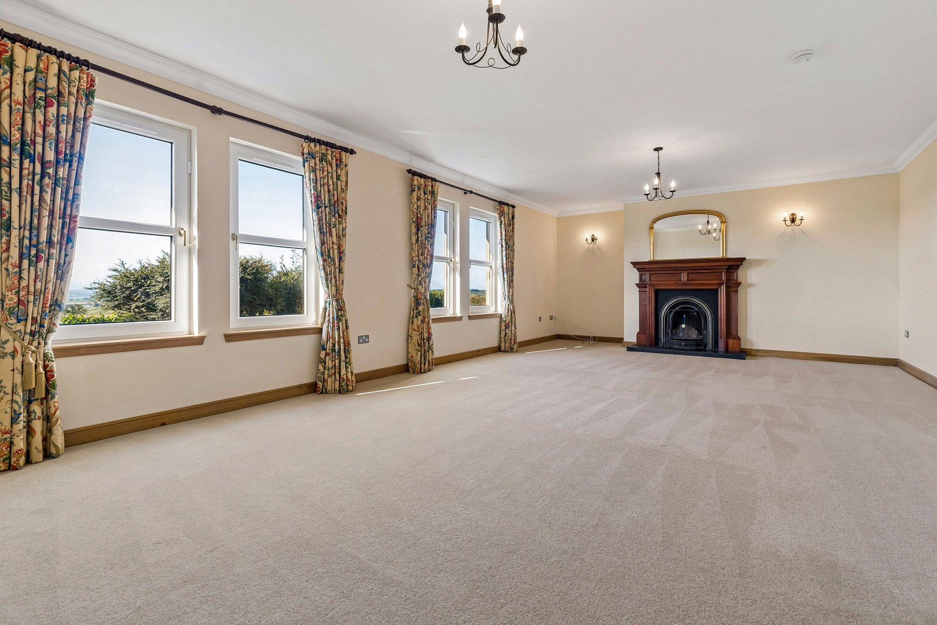 Cairnview, Carluke, South Lanarkshire, ML8 4QR - Picture #12
