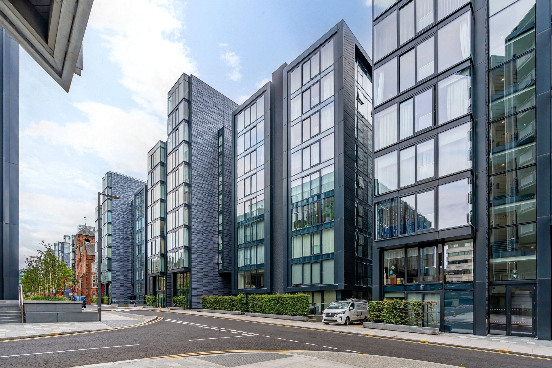 Flat 40, 7 Simpson Loan, Edinburgh, EH3 9GU - Picture #1