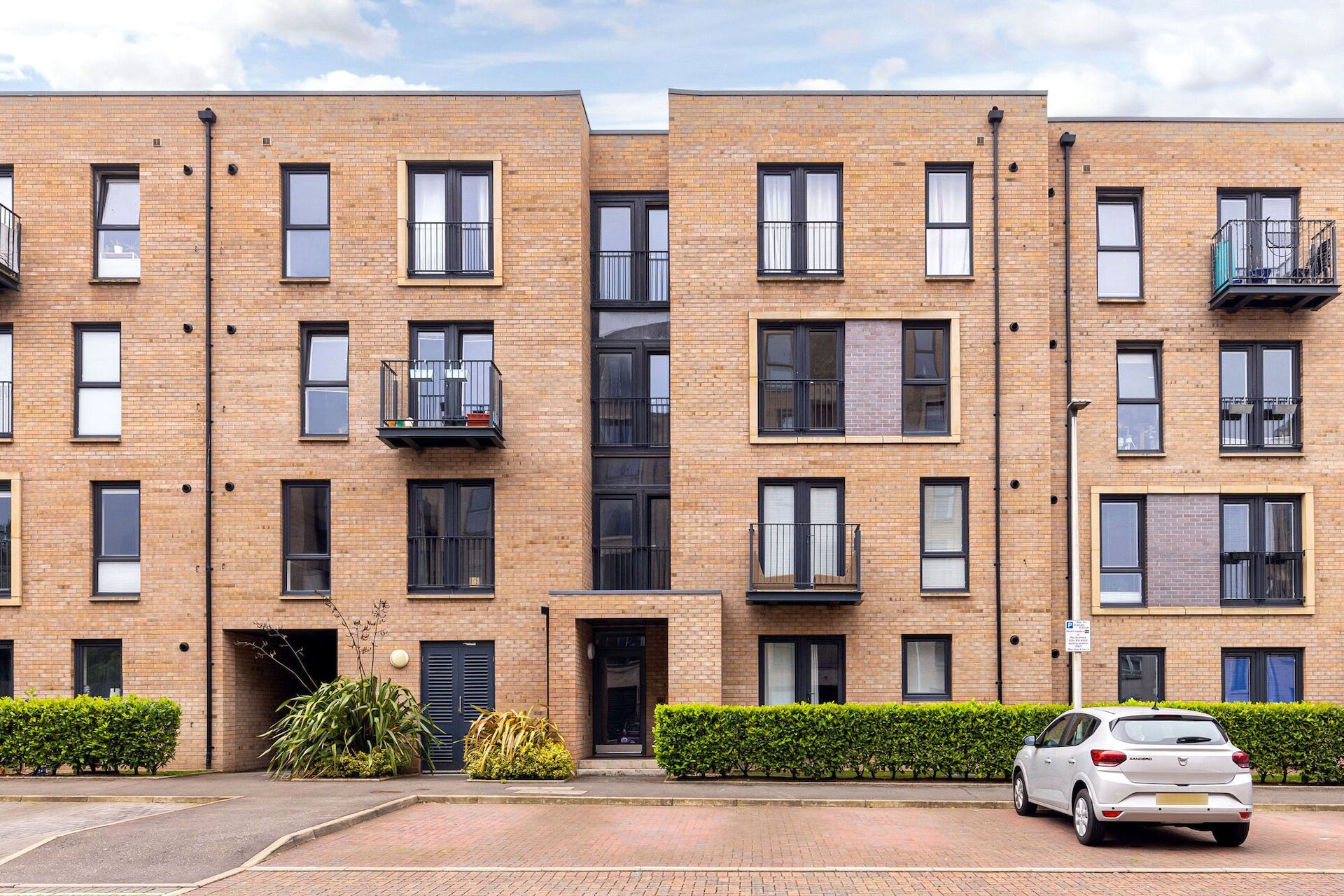 Flat 3, 7 Elsie Inglis Way, Edinburgh, Midlothian, EH7 5FQ - Picture #1