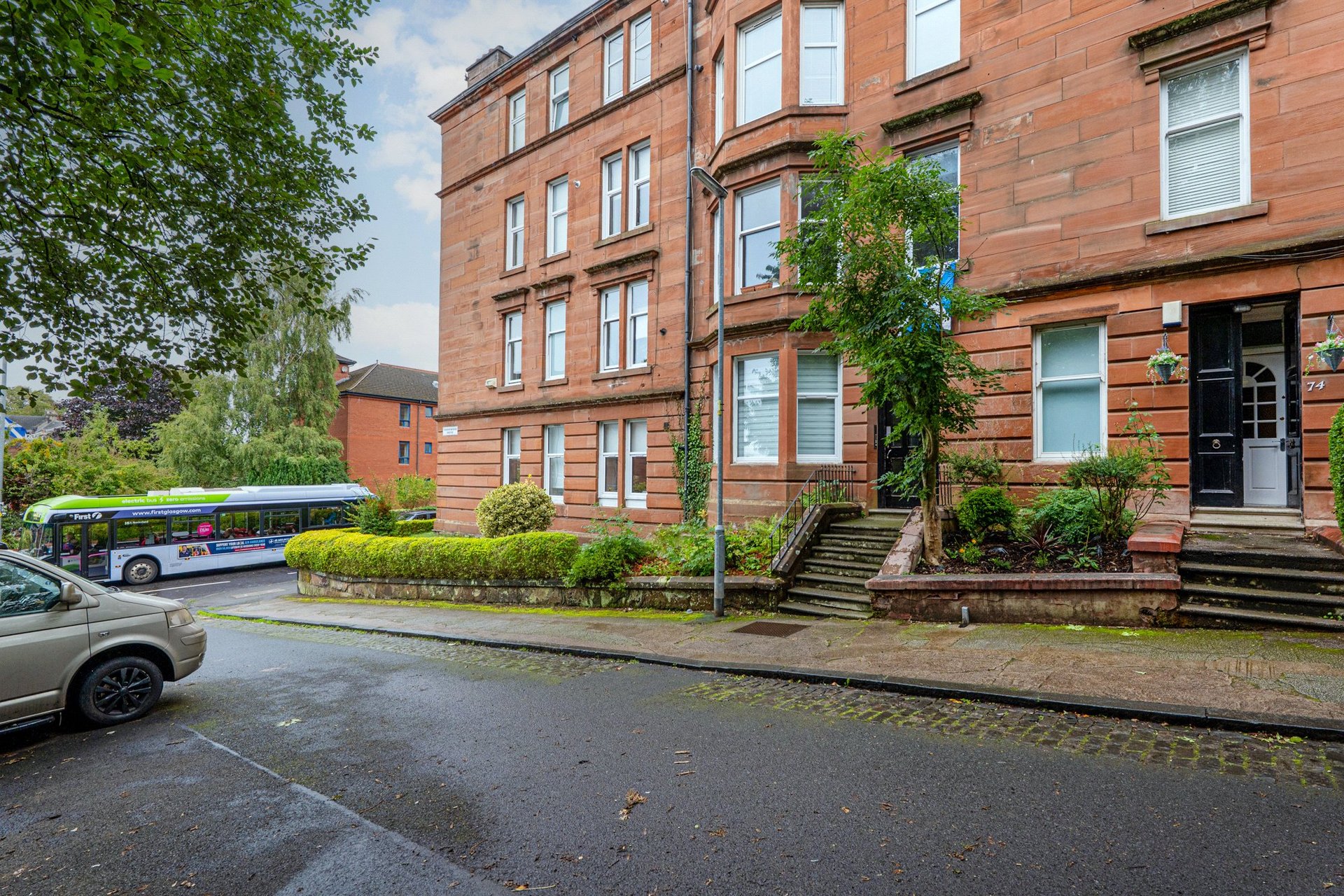 2/1, 76 Thornwood Drive, Thornwood, Glasgow, G11 7PR - Picture #2