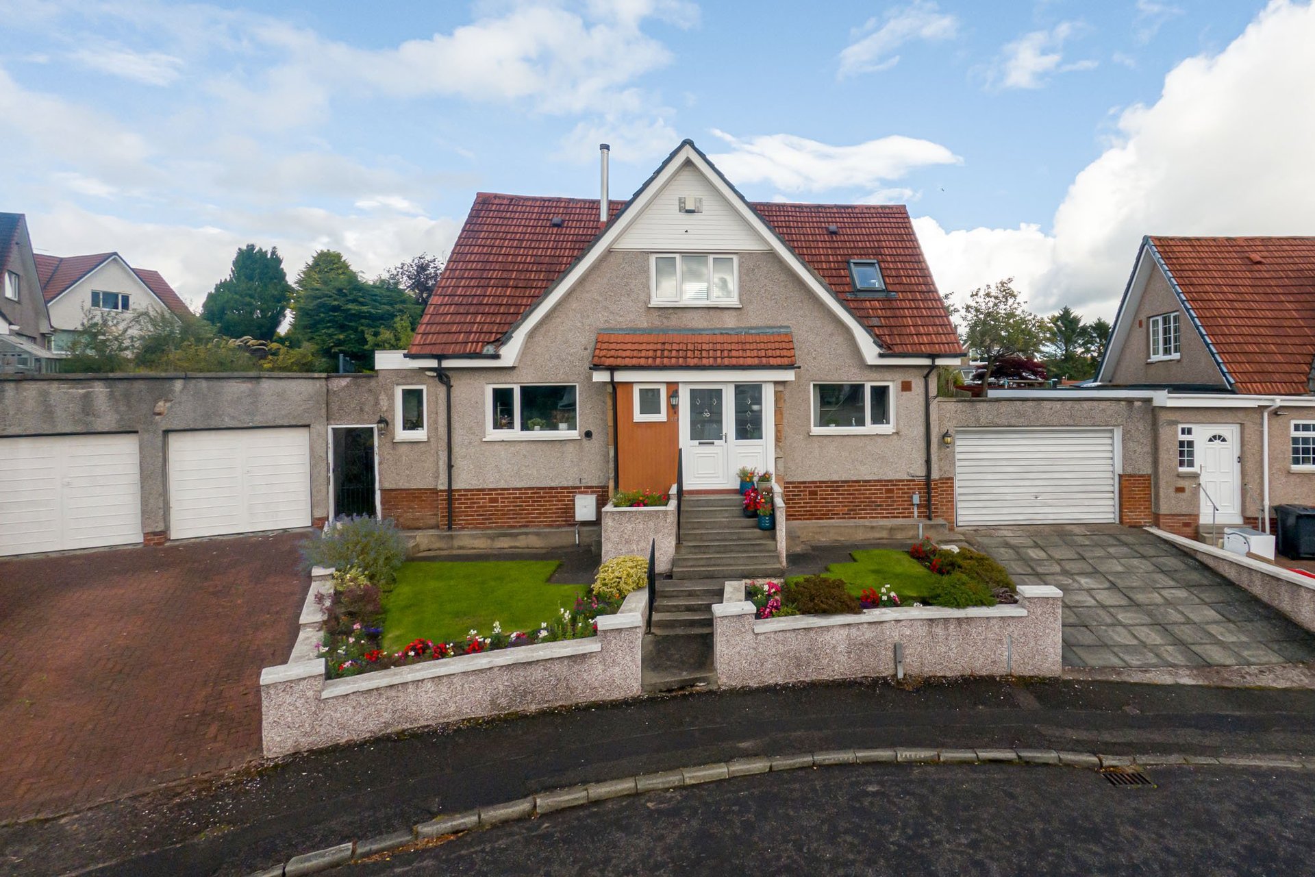 16 Glenfarg Crescent, Bearsden, G61 2AN - Picture #1