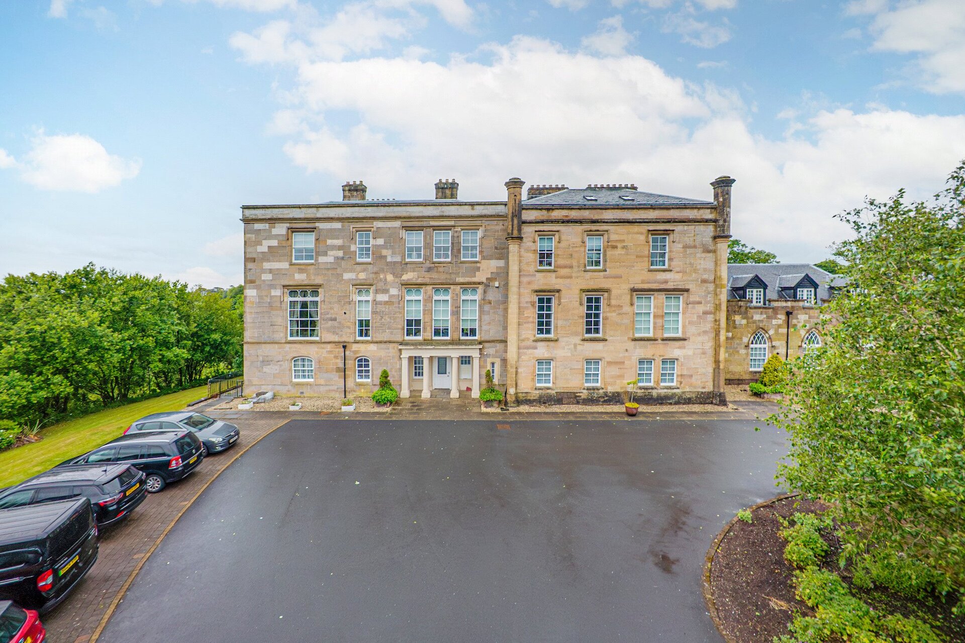 Lainshaw House, 5 Montgomerie Drive, Stewarton, Kilmarnock, East Ayrshire, KA3 3AP - Picture #1