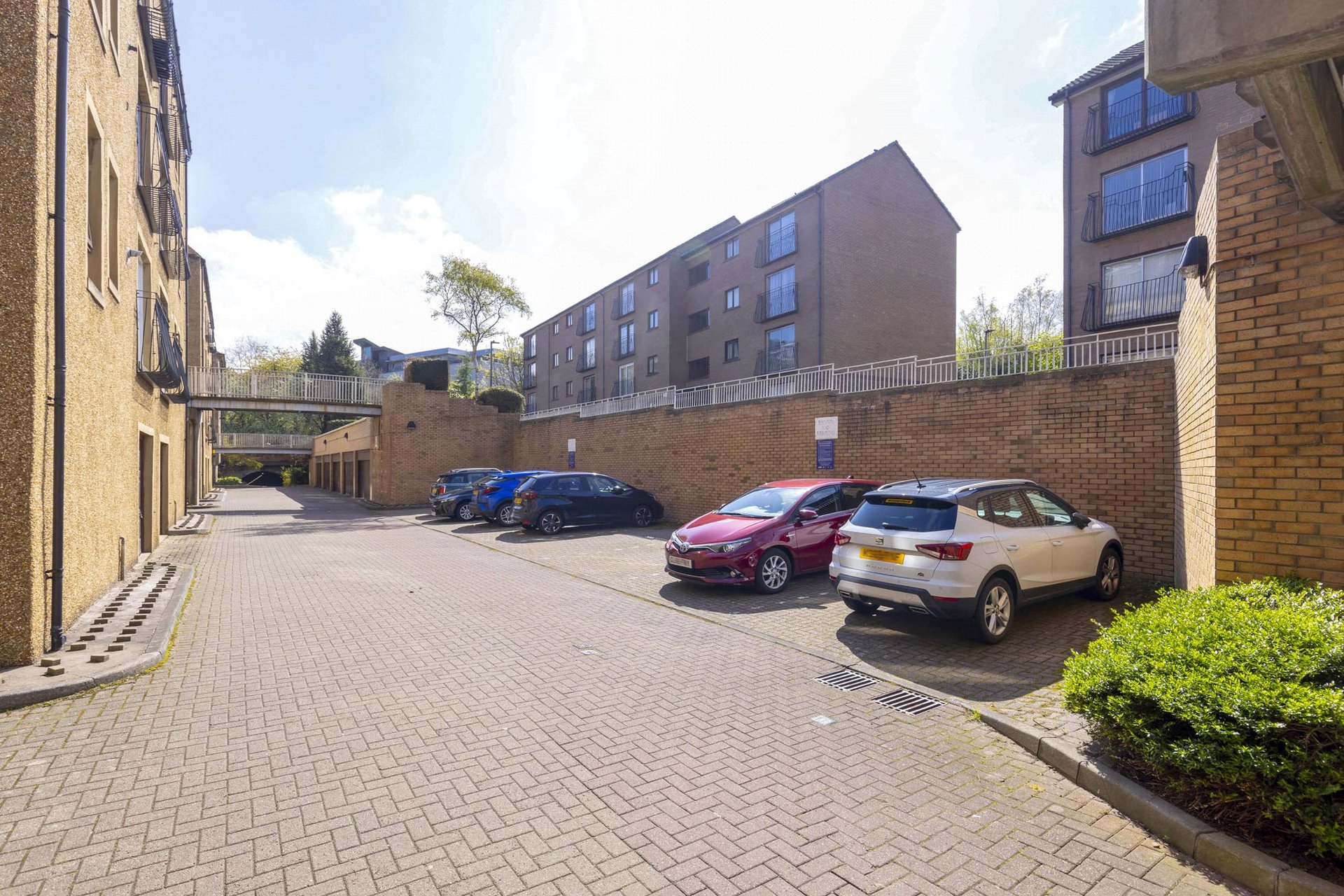 19/3 East Parkside, Edinburgh, EH16 5XN - Picture #11